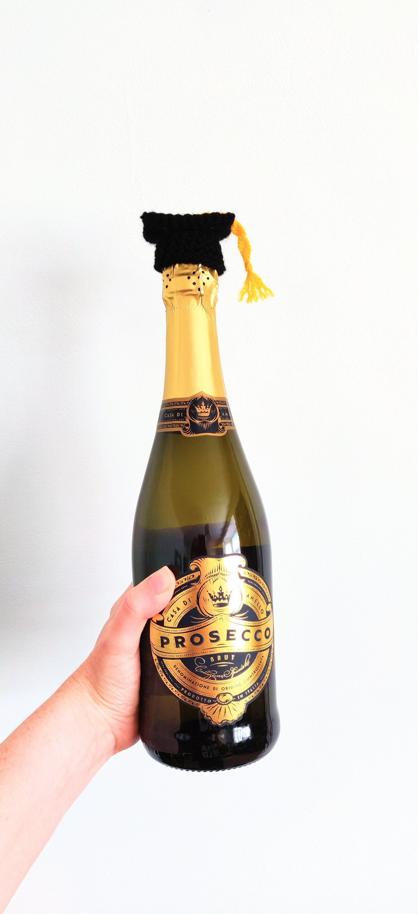Doctorate Graduation Cap Bottle Topper, Graduation Gift, Crochet Mortarboard Gift, Graduation Gift for Her, Grad Gift for Him, Grad Card