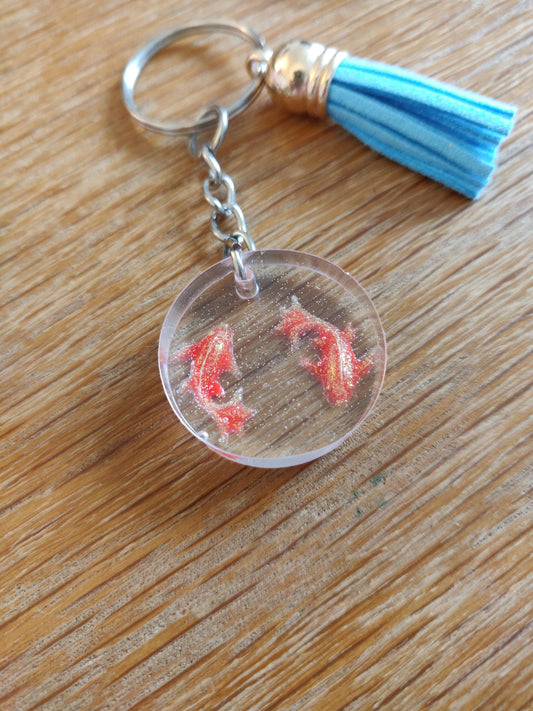 Goldfish Bowl Keychain, Fishing Gift for Men, Koy Carp Lover, Swimming Fish Keyring, Keyring with Tassel, Fun, Unique Bag Charm, Pet Fish