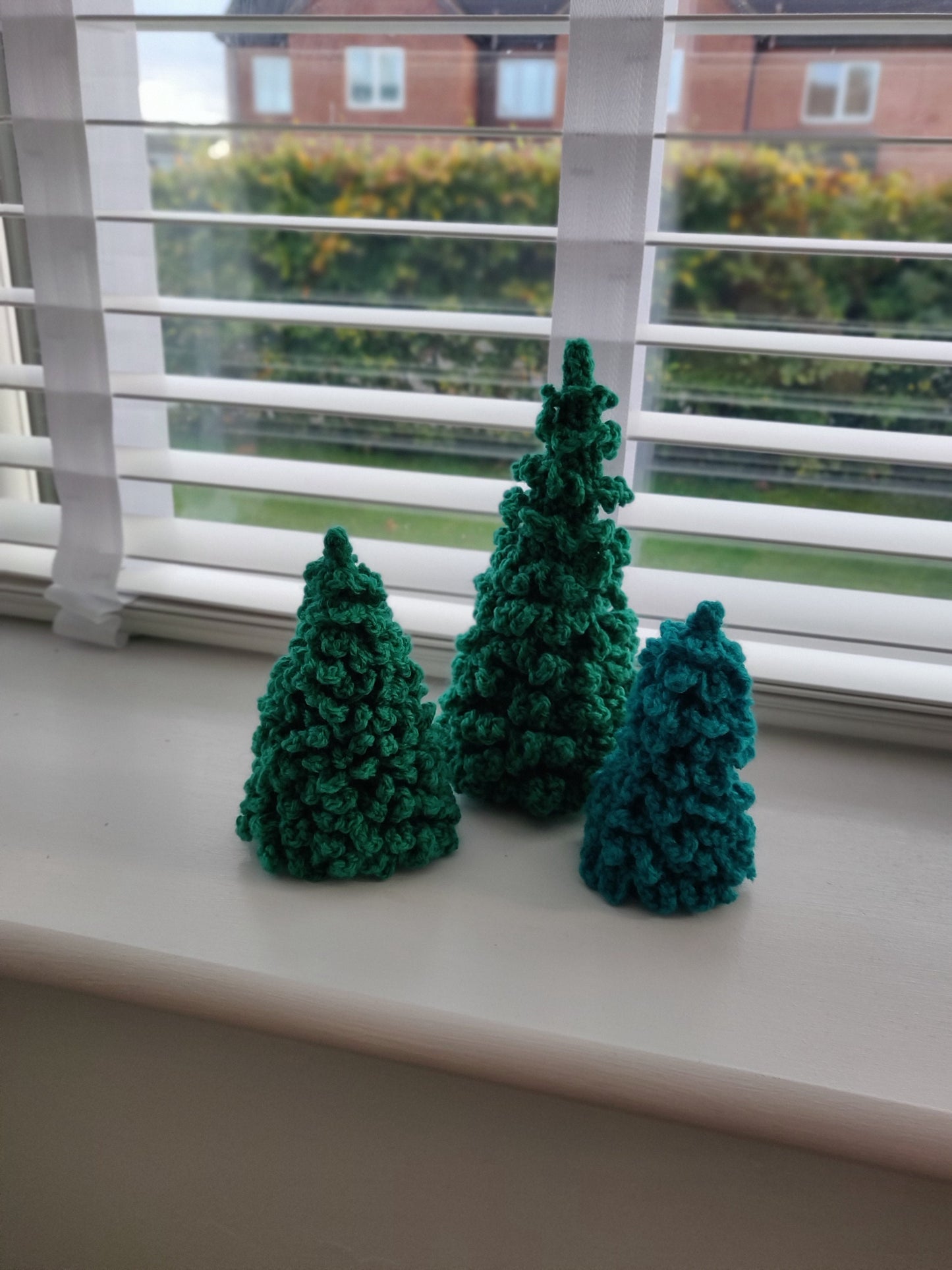 Crochet Christmas Tree Set, Mini Green Ornaments, Table Decor