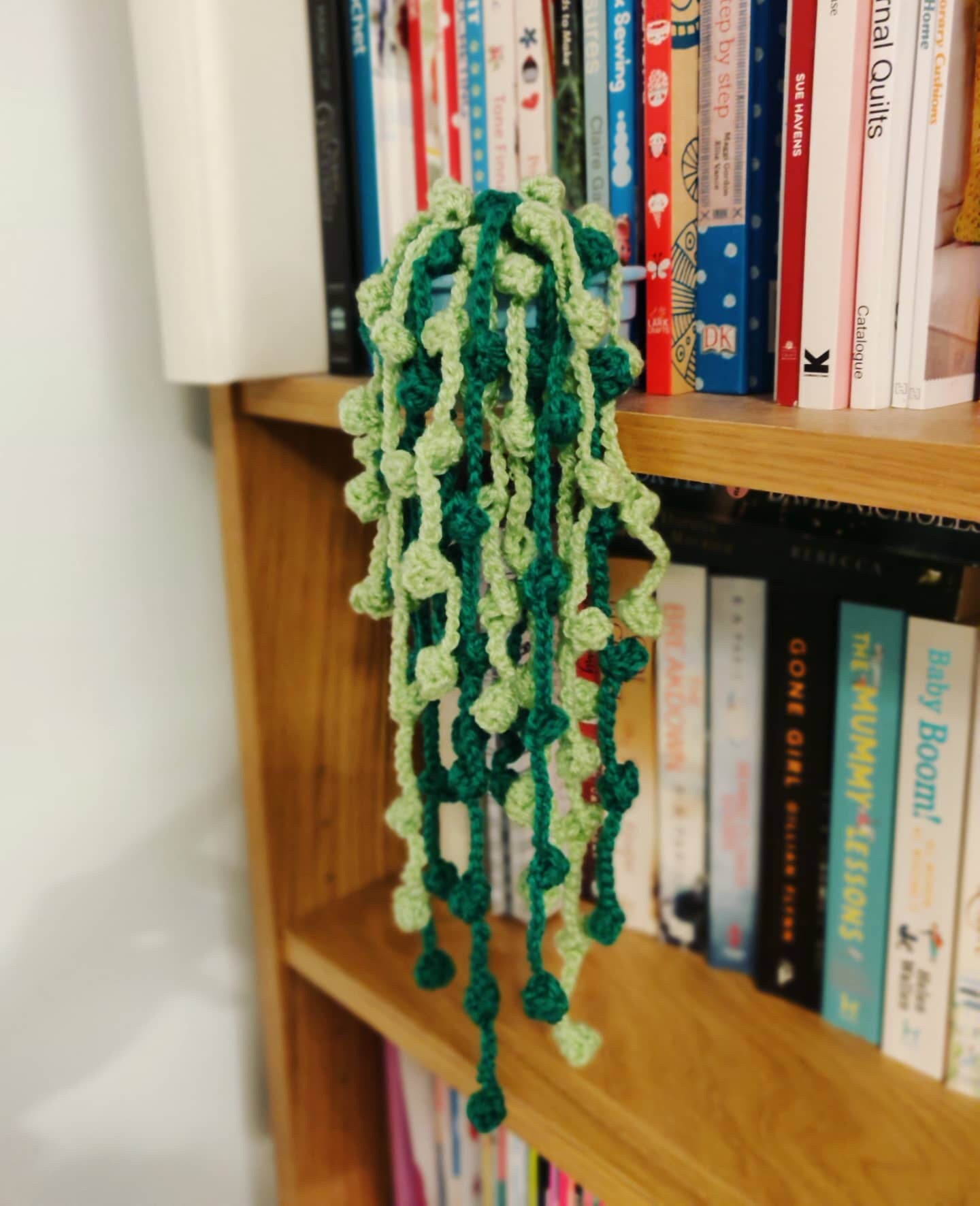 Crochet String of Pearls Plant, Crochet Artificial Hanging Plant, Green House Plant, Trailing Houseplant, Plant Gift, Fake Plant in Pot