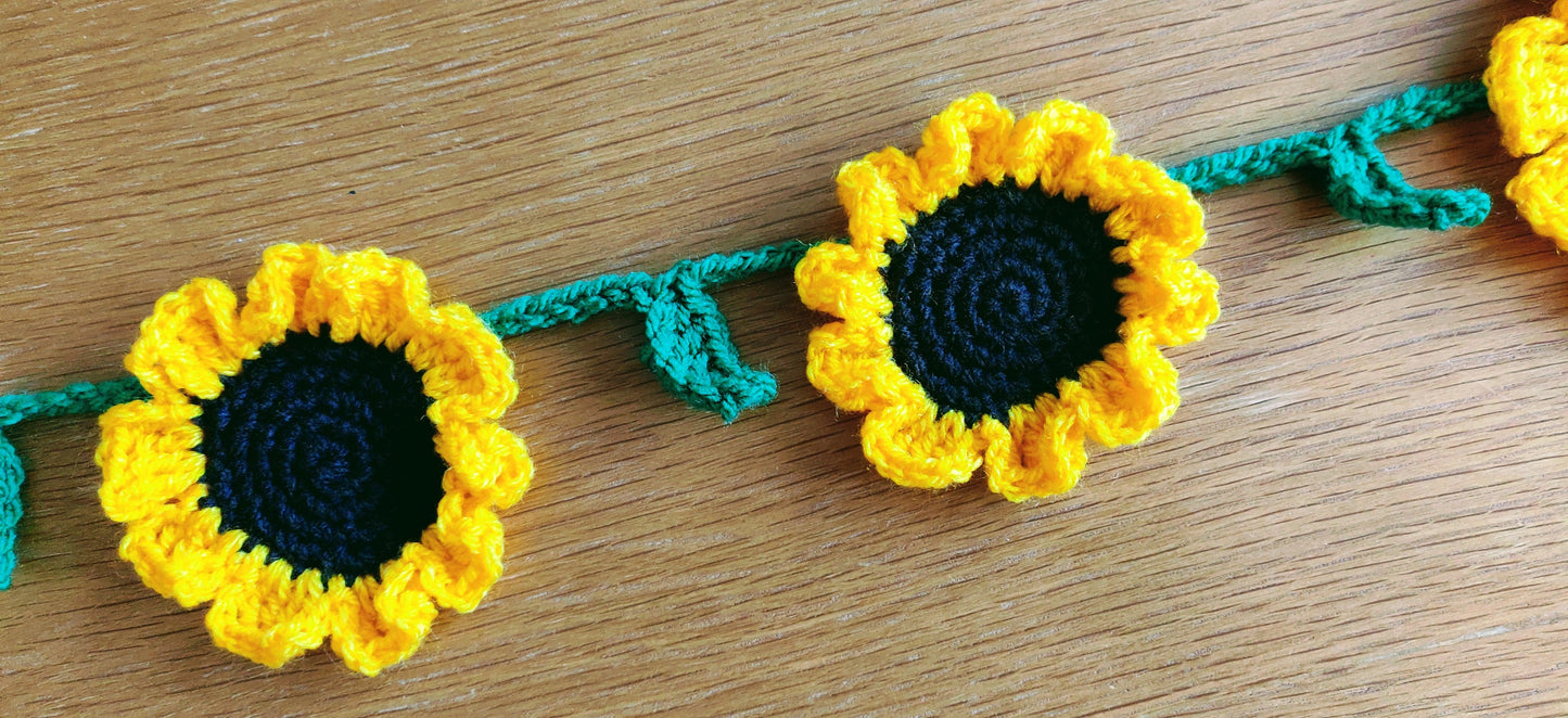 Crochet Sunflower Garland: Yellow Flower Bunting, Summer Decor