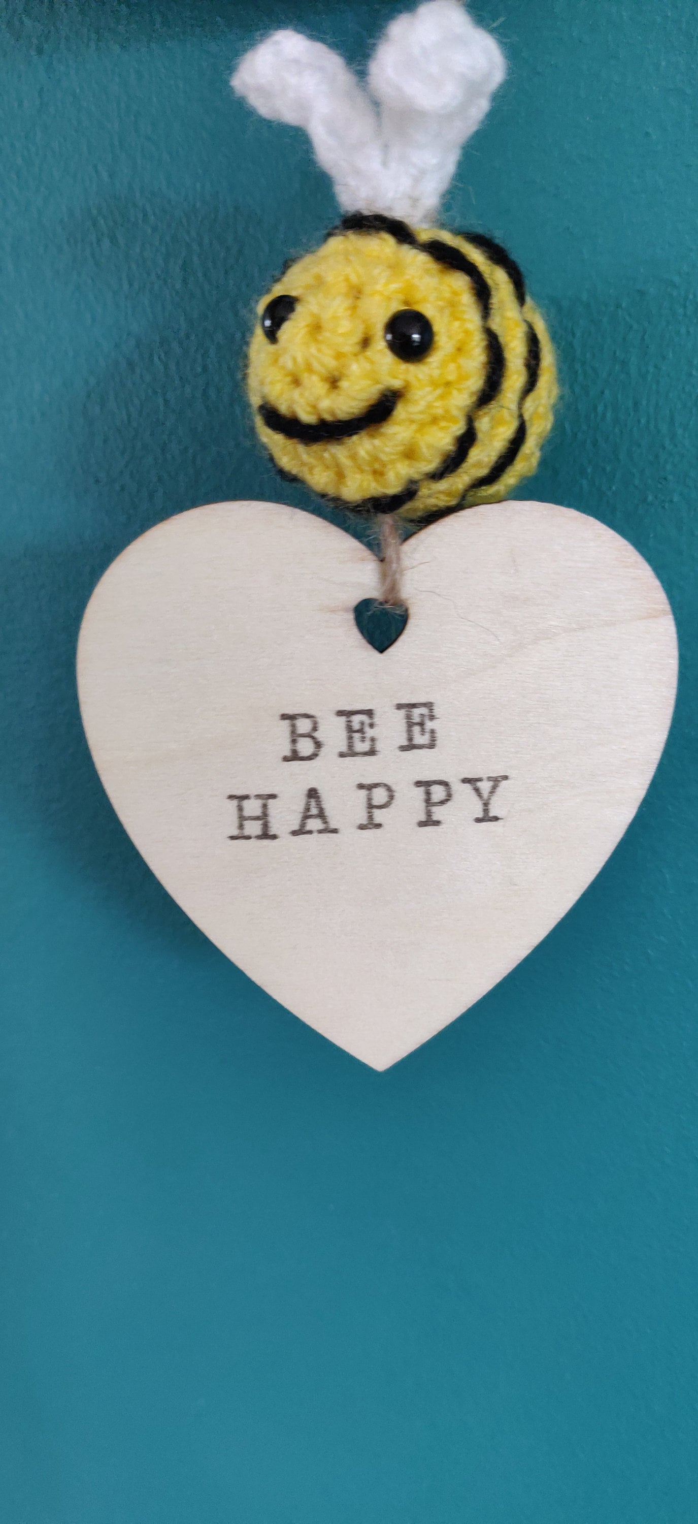 Bee Happy Wooden Sign, Wall Plaque, Wooden Heart Gift, Bee Gift for Her, Positive Present, Bee Happy Art, Door Hanger, Tiered Tray Decor