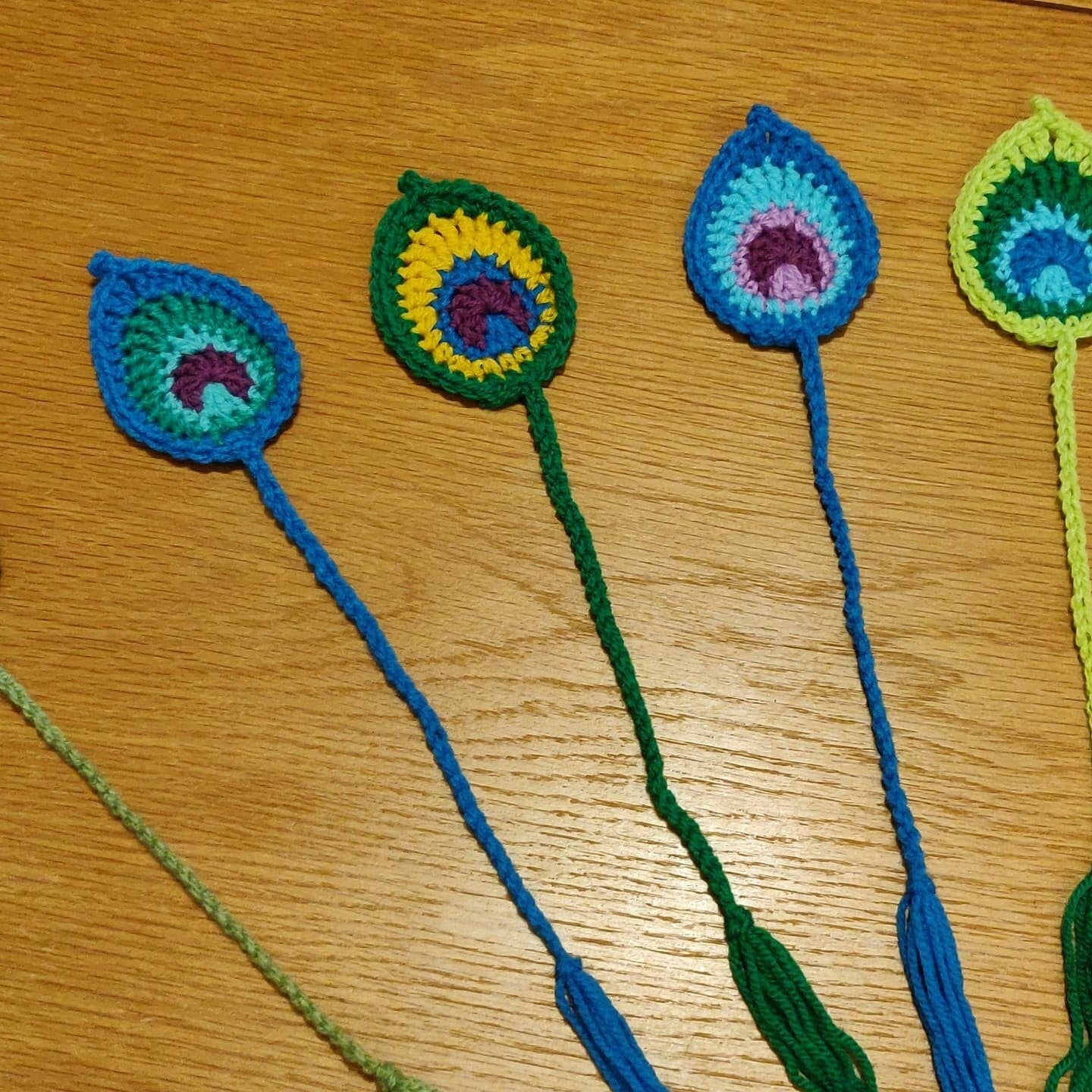 Peacock Feathers Bookmark, Crochet Bookmark, Peacock Feather Gift, Book Accessories Gift, Book Lover Gift, Book Gift, Book Worm Present