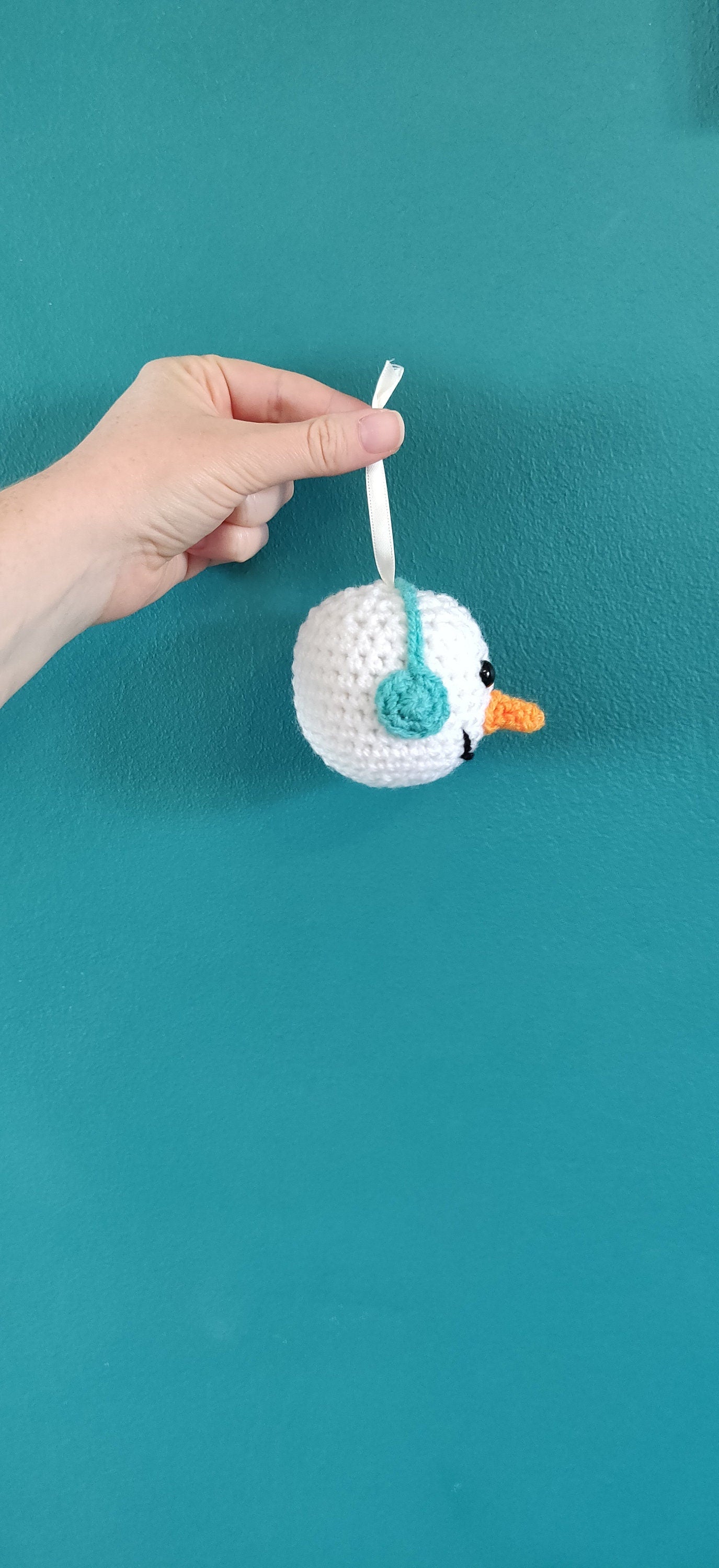 Crochet Snowman Ornament: Christmas Tree Bauble
