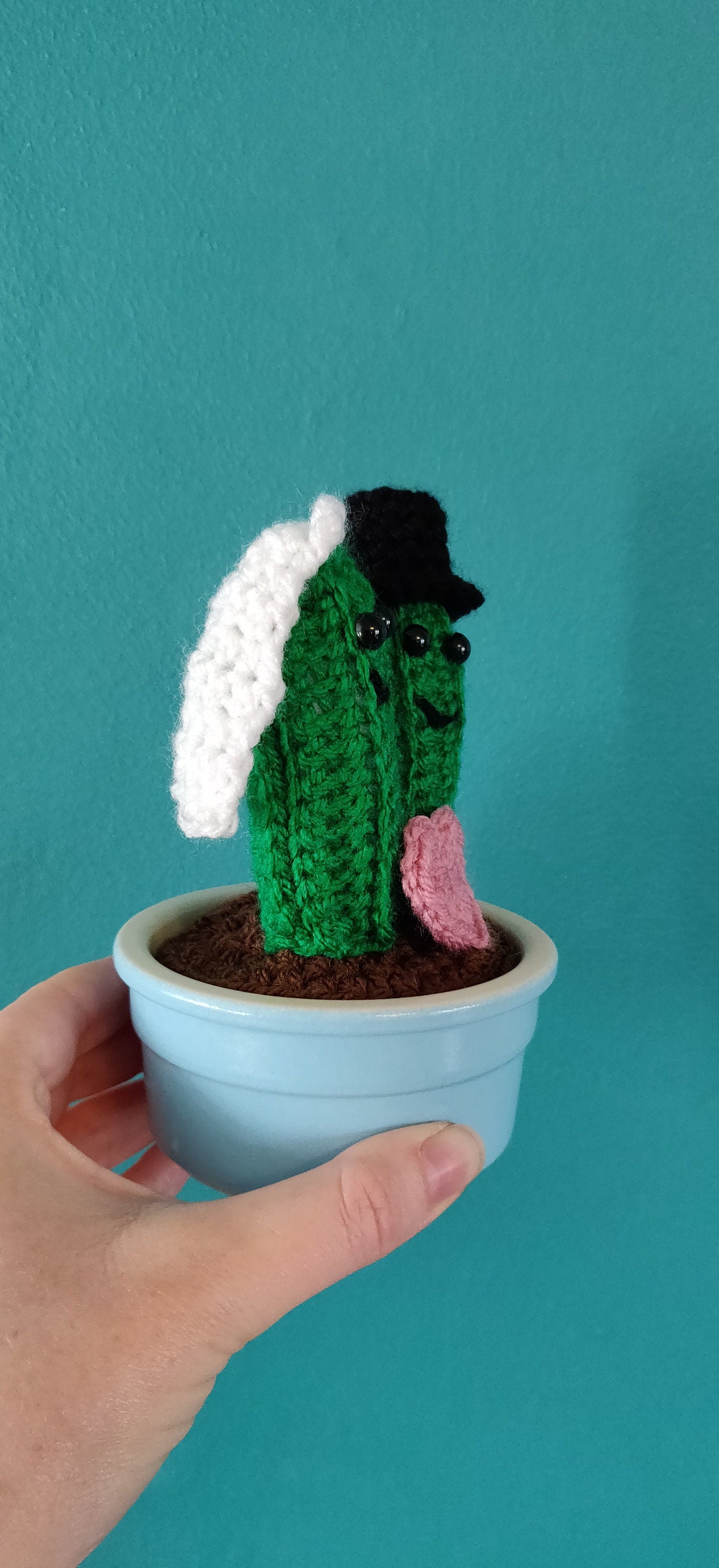 Crochet Cactus Wedding Cake Topper, Bride and Groom Gift