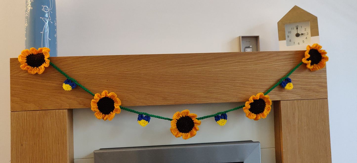 Ukraine Sunflower Garland, Crochet Sunflower Bunting, Flower Bunting, Ukraine Flag, Ukraine Flower Garland, Support Ukraine Charity Bunting