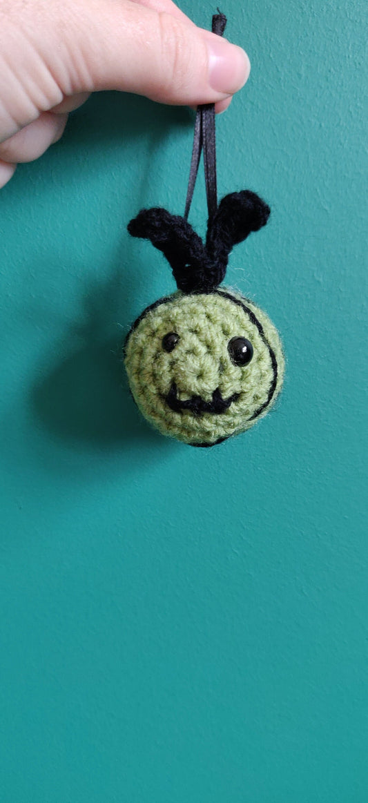 Crochet Zom-Bee Halloween Ornament: Zombie Bee Decoration
