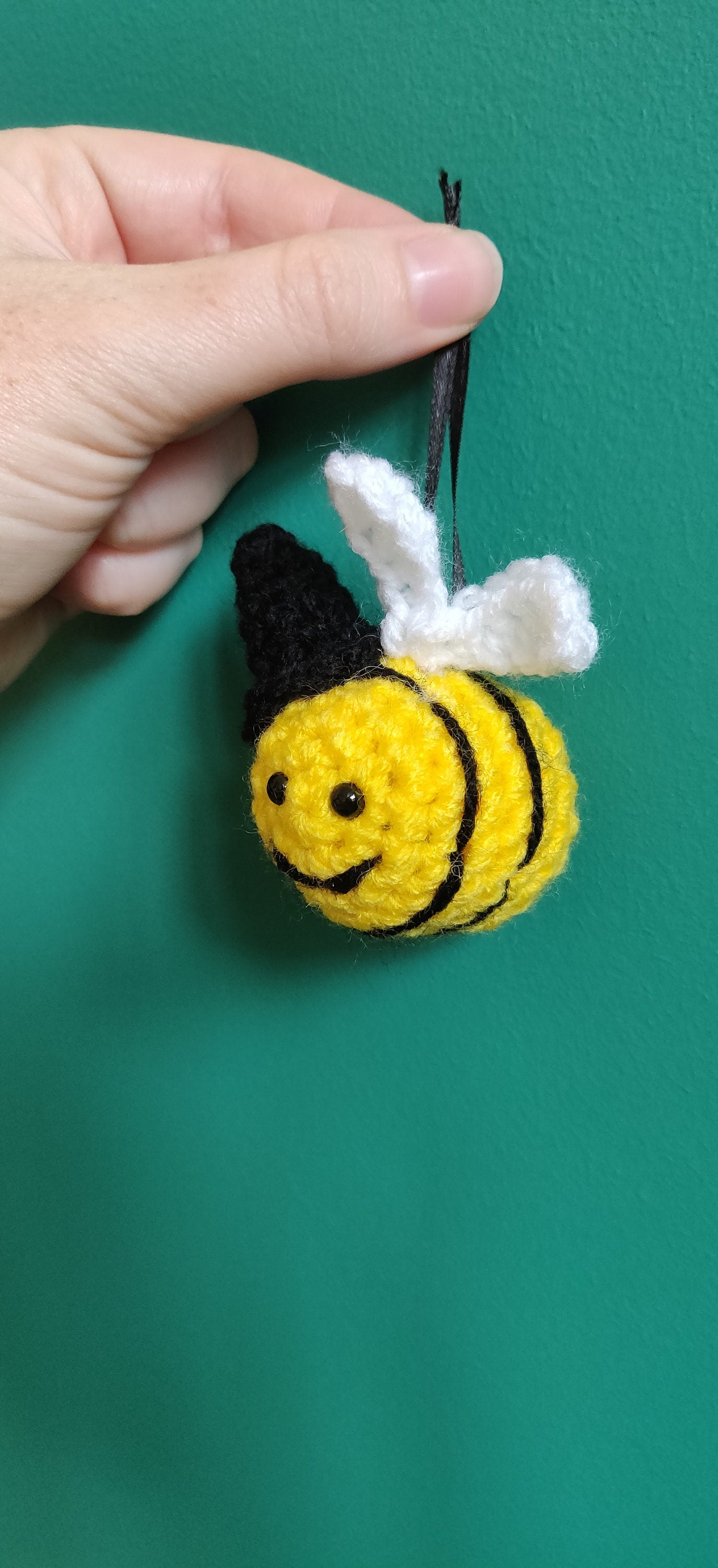 Bee Witched, Witch Bee with Black Hat Halloween Bee, Scary Bee Decoration, Black Witch Hat, Spooky Yellow Bee, Halloween Decor