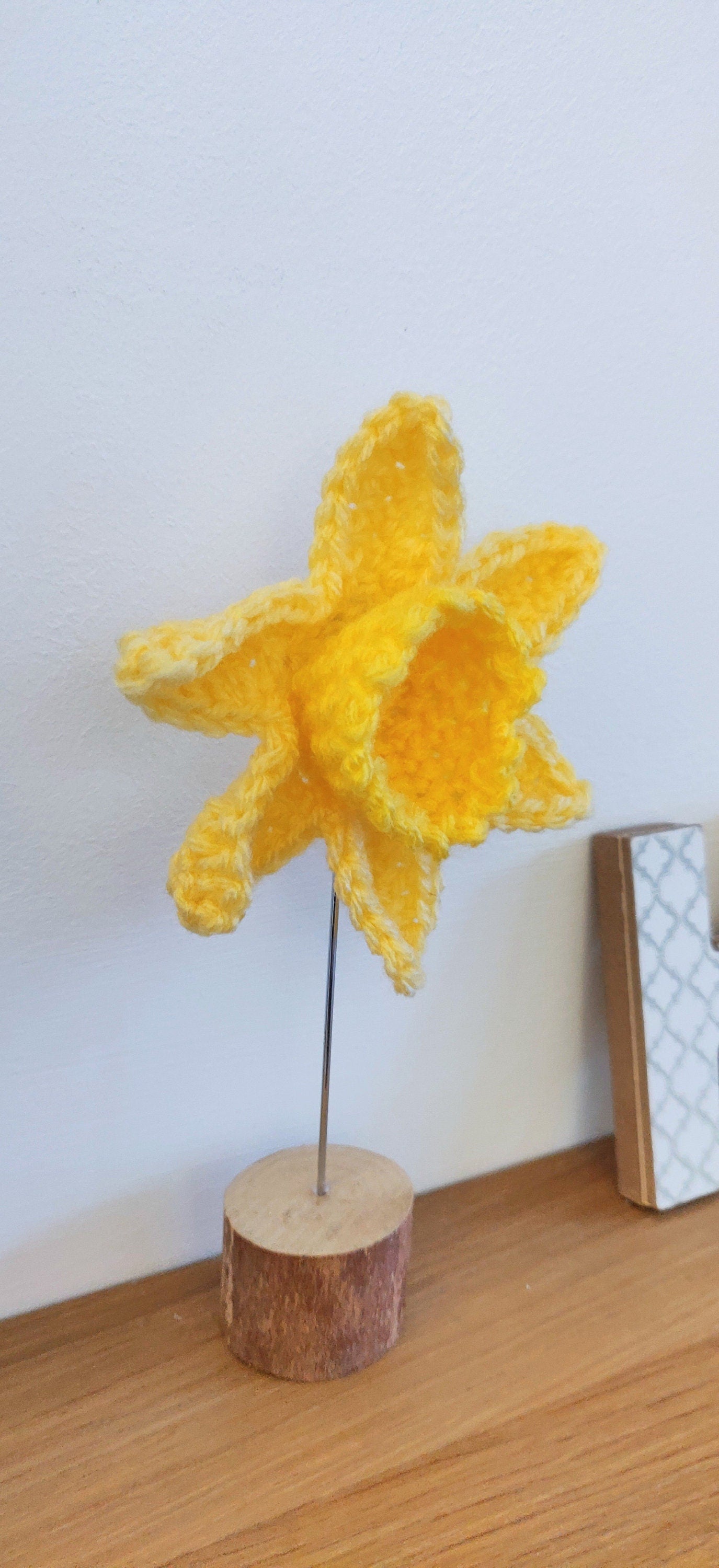 Daffodil Home Decor, Yellow Flower Ornament, Spring Daffodil, Artificial Crochet Flowers, Daffodil Art, Mothers Day Flowers, Birthday Gift