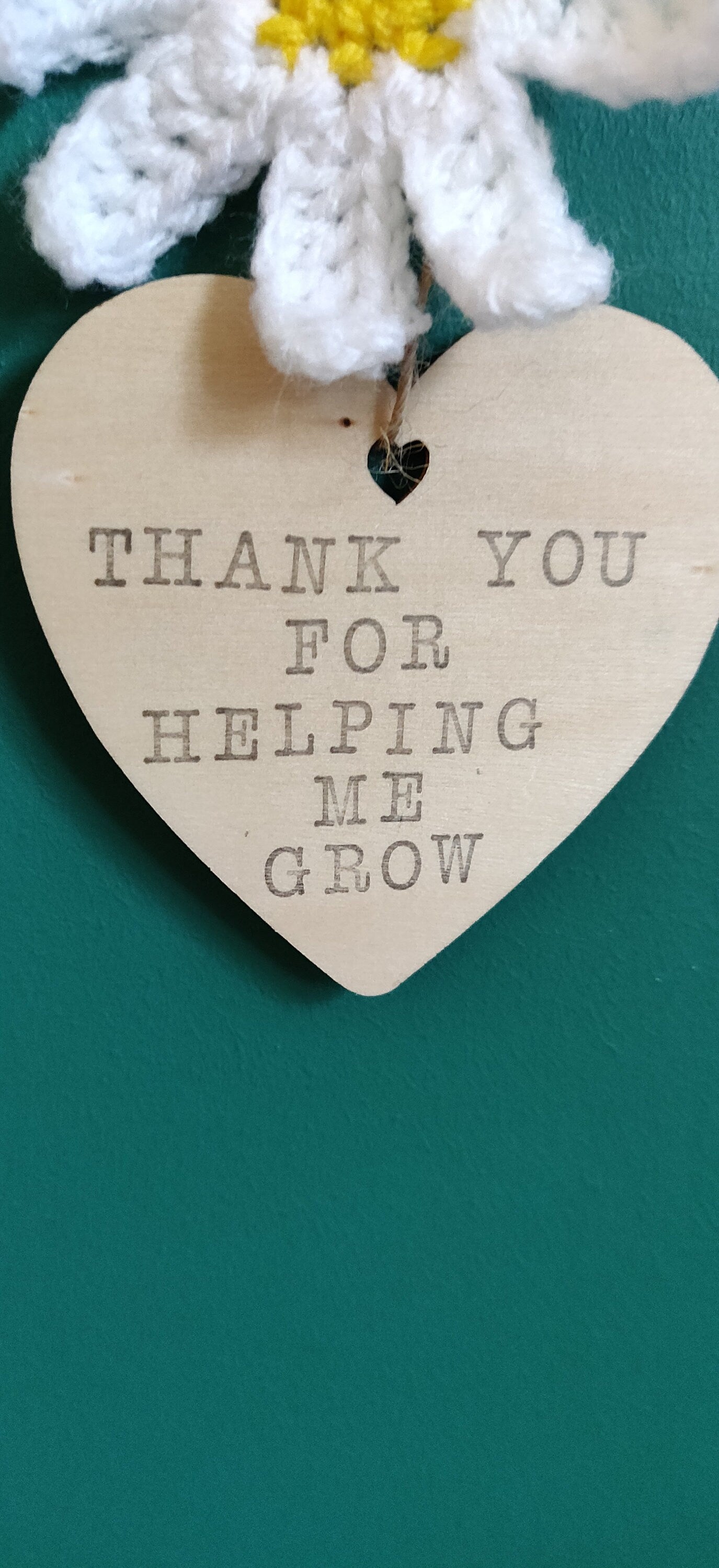 Thank You For Helping Me Grow Teacher Gift, Daisy Teacher Gift, Teacher Sign, Unique Teacher Gift, Teacher Wall, Teacher Hanging Heart