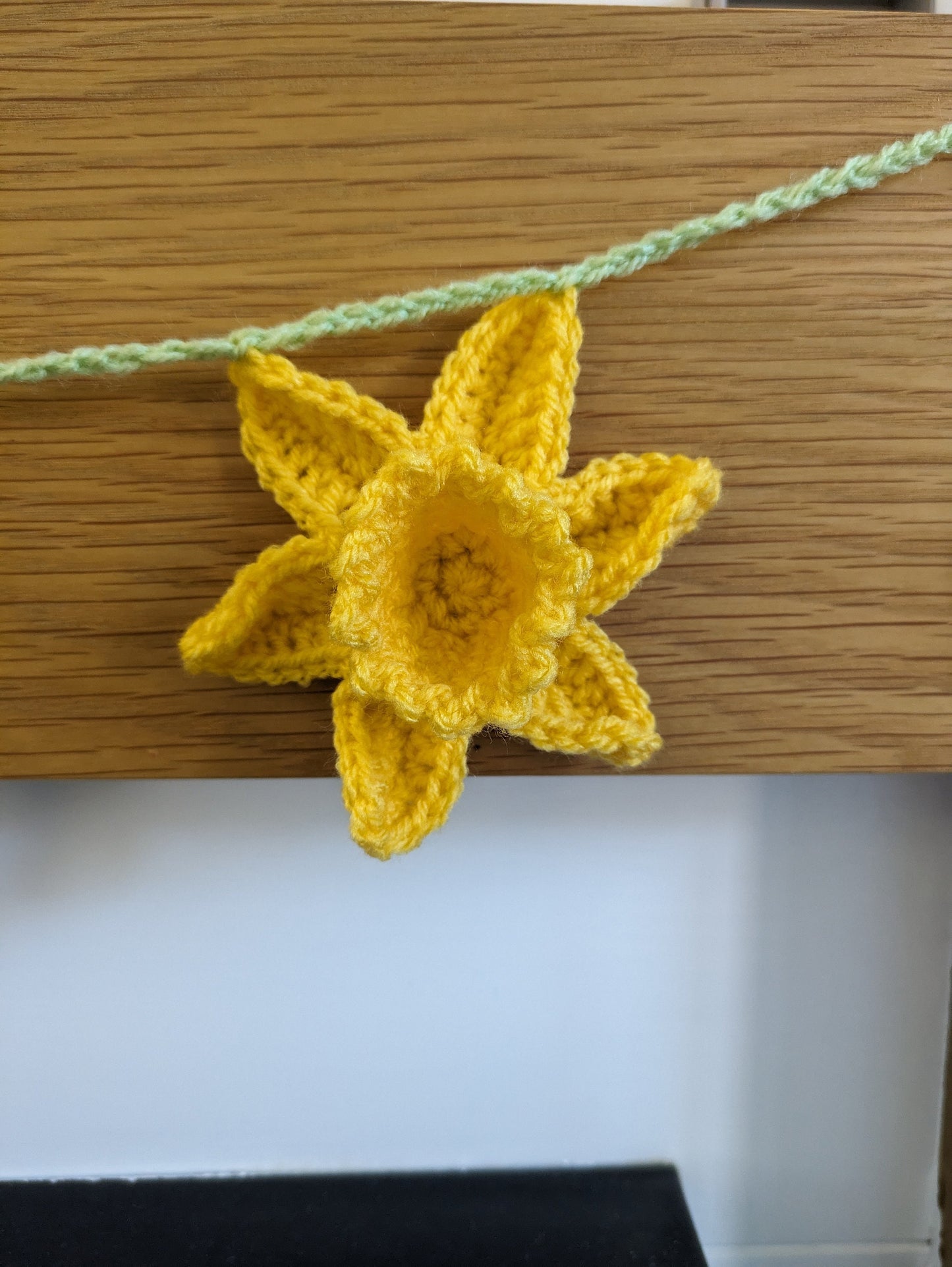 Green Bunny and Daffodil Garland, Crochet Garland, Rabbit Garland, Crochet Bunny Bunting, Crochet Animals, Rabbit Gift, Daffodil Flower Gift