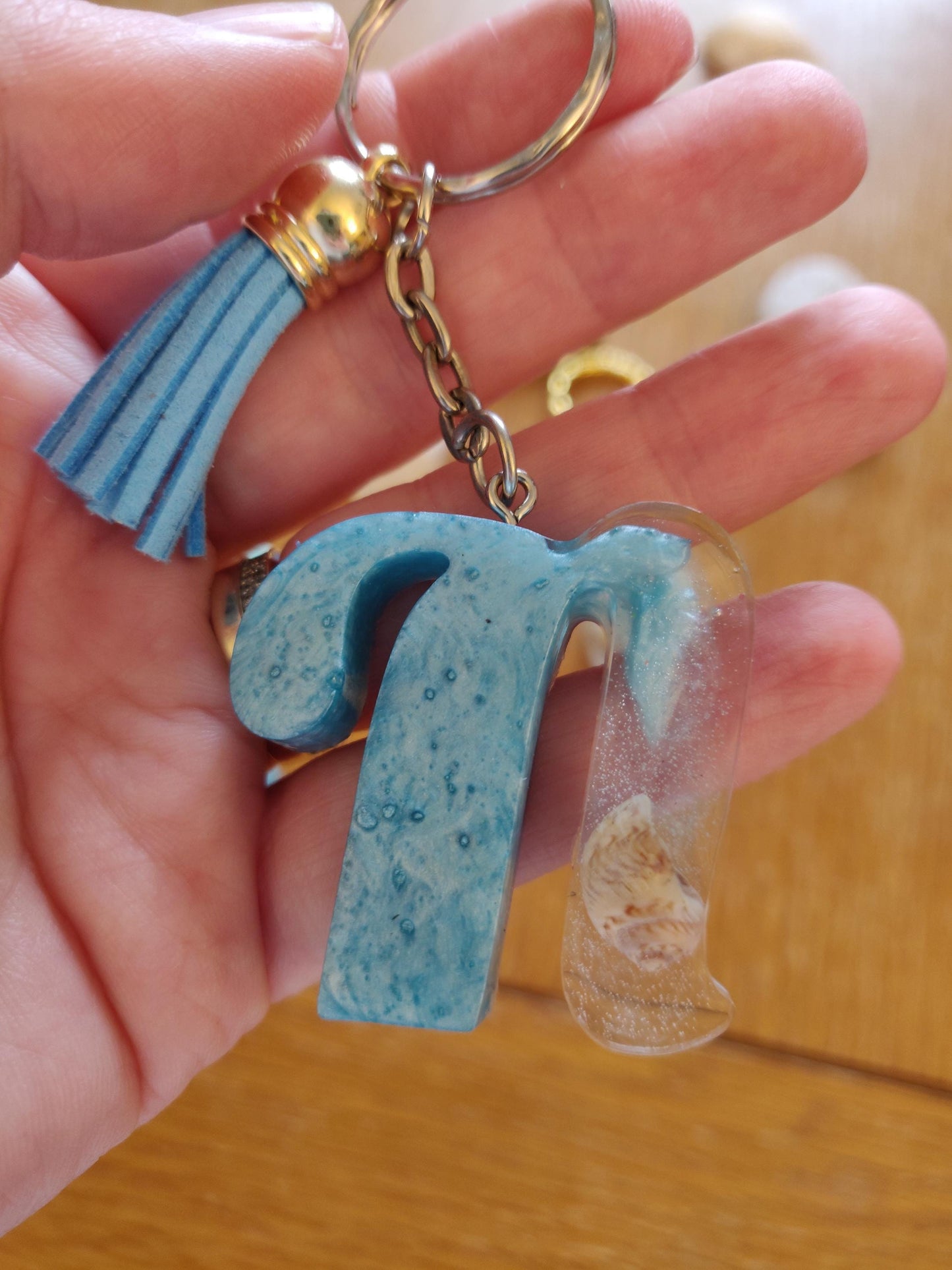 Resin Letter Keychain, Handmade Beach Themed Bag Charm, Shell Keyring, Customer Name Gift, Personalised Letter Teacher Gift
