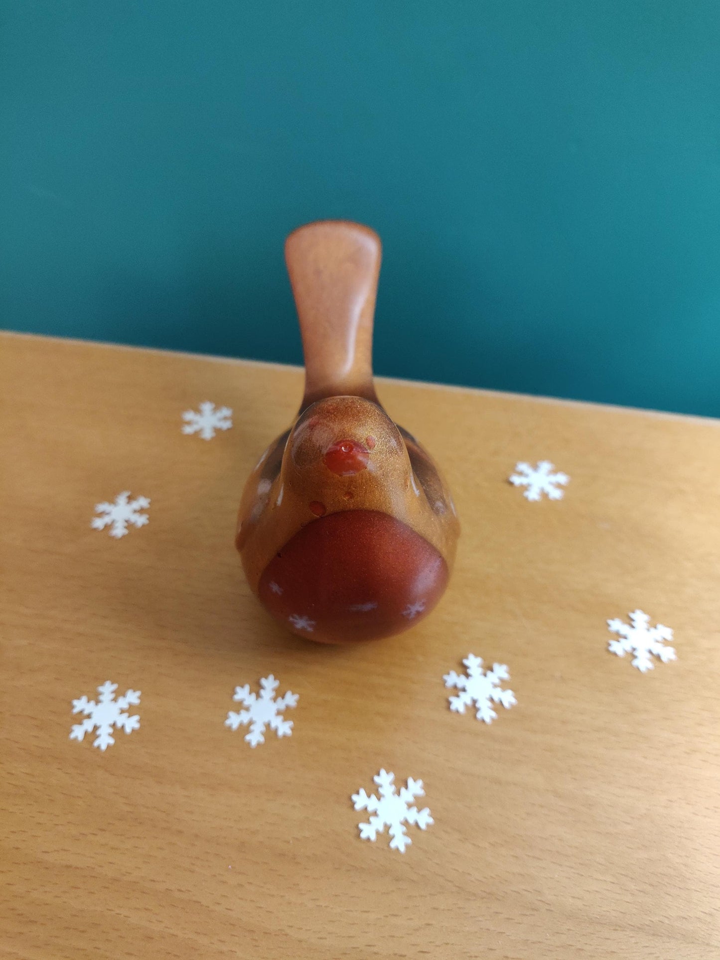 Resin Robin Ornament with Red Belly, Shelf Sitter Decoration
