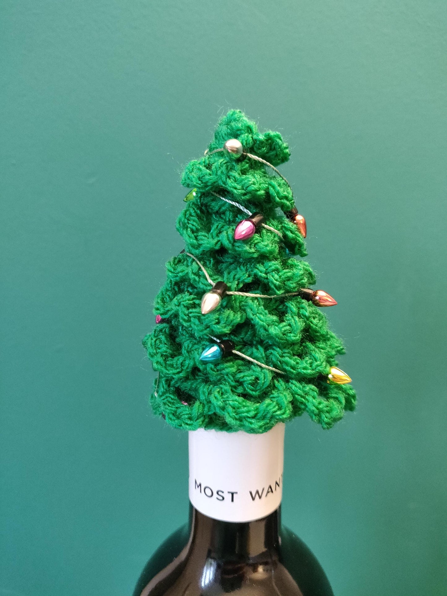 Christmas Tree Bottle Topper, Champagne Bottle Cover, Mini Xmas Tree, Crochet Tree with Colourful Mini Light Bulbs, Secret Santa Gift
