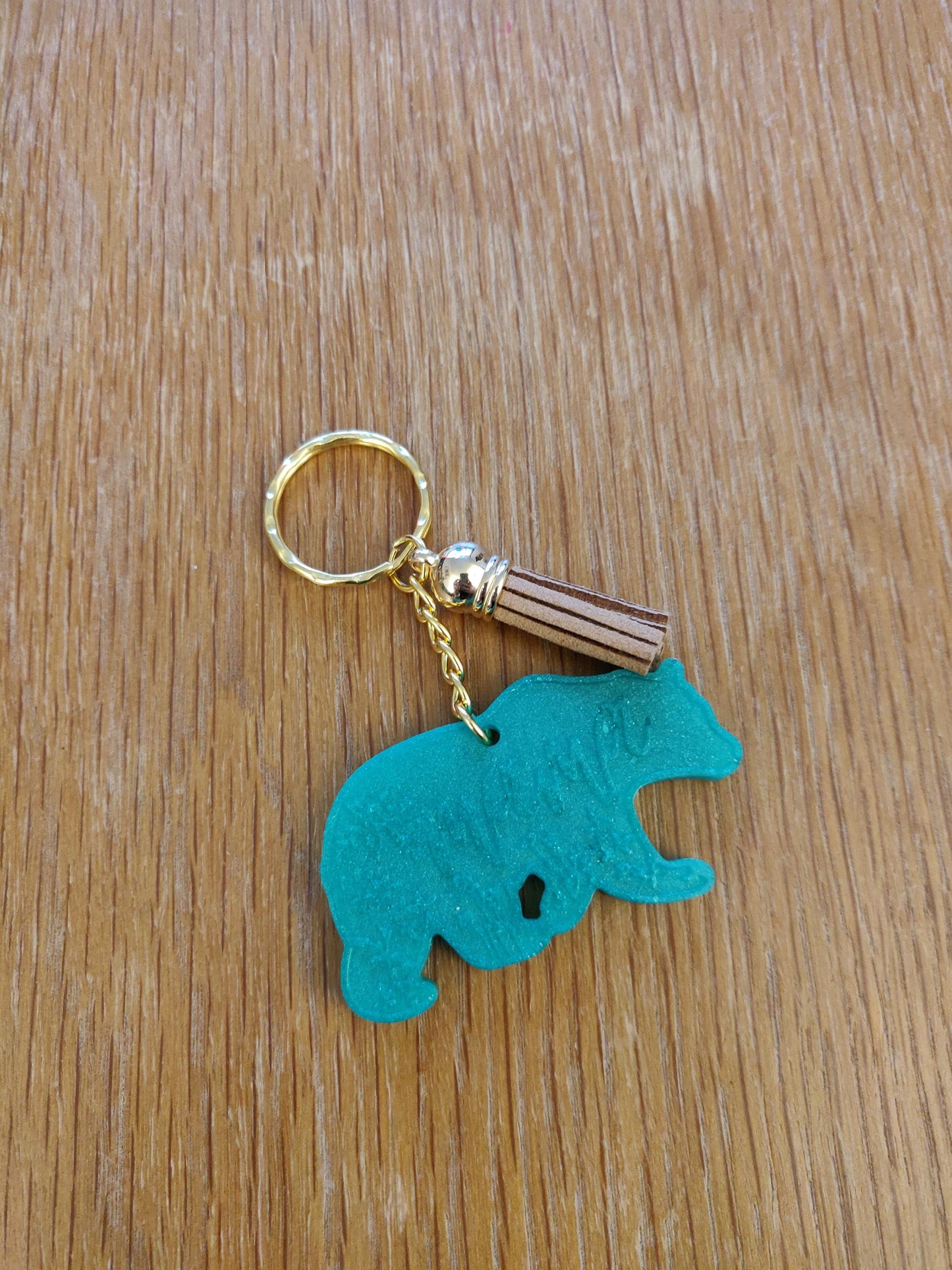 Mama Bear Resin Keyring, Gift for New Mums, Mother's Day Present, Tassel Keychain for Mum, Mom or Mam, Christmas Stocking, Bear Bag Charm