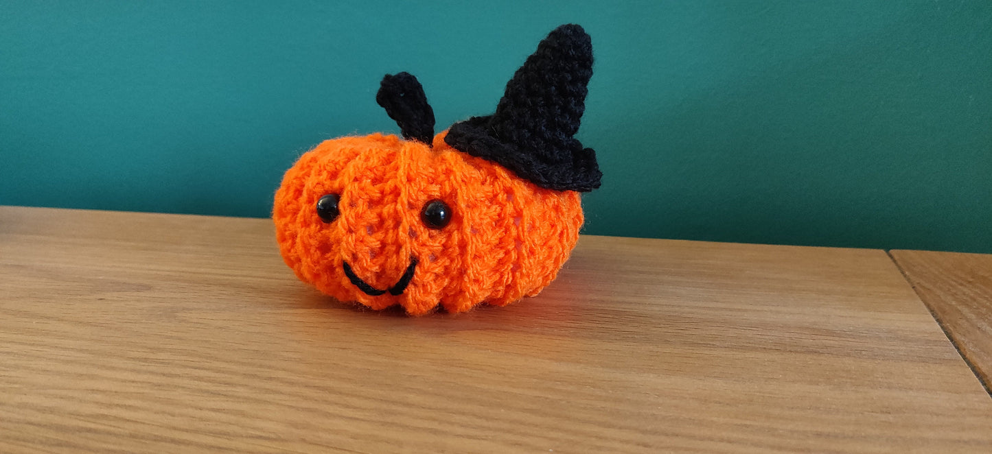 Witch Pumpkin Halloween Decorations, Crochet Pumpkin with Witches Hat, Witch Decorations, Pumpkin Decor, Witchy Decor, Witch Hat Gift