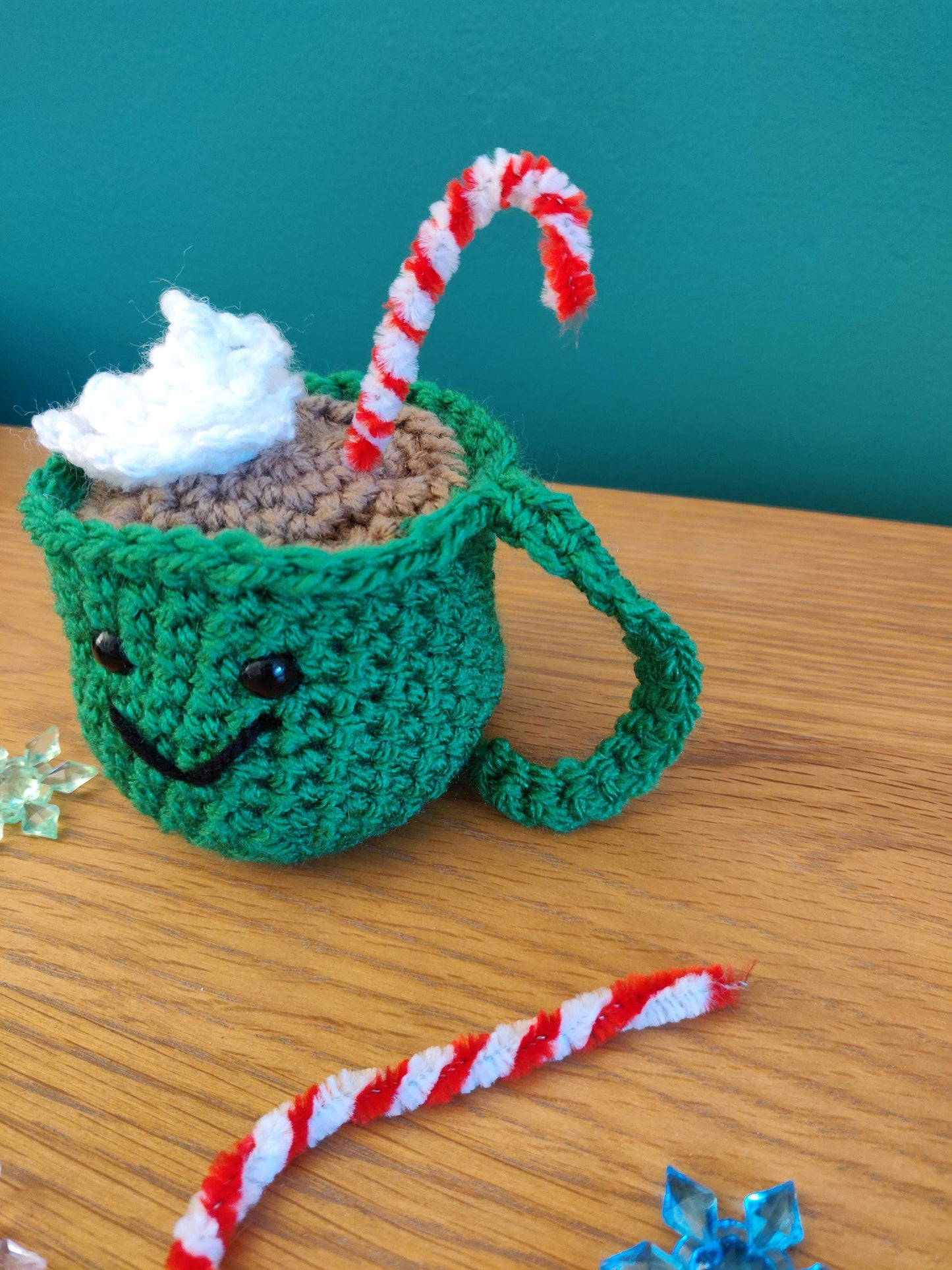 Crochet Hot Chocolate Mug, Hot Cocoa Station Decorations, Christmas Tree Decor, Chocolate Lovers Gift, Christmas Candy Cane Mug Ornament