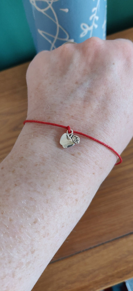 Apple Charm Bracelet for Teachers, End of Term Teacher Gift, Apple Gift for TA, Nursery Workers, If Teachers Were Apples I'd Pick You