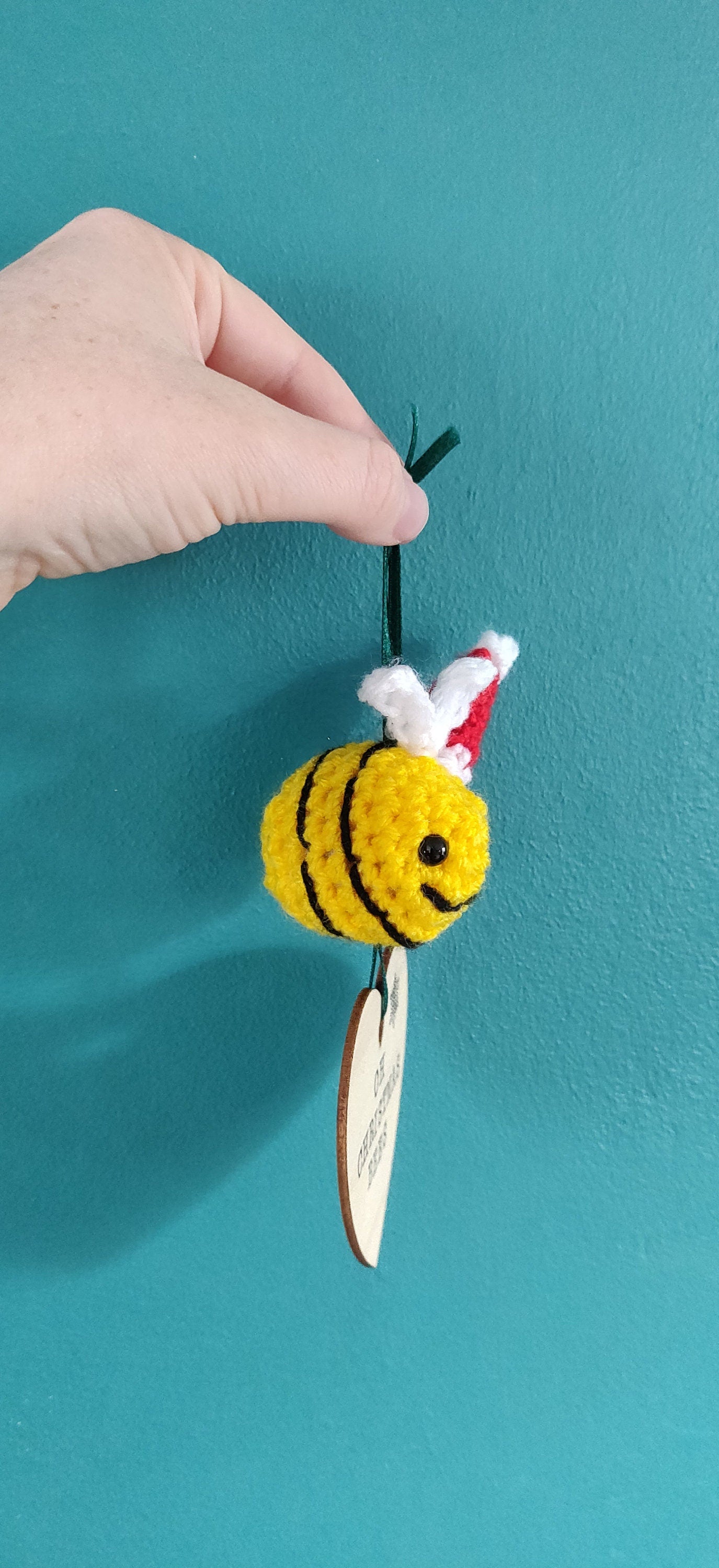 Christmas Bee Decoration, Christmas Honey Bee Ornament, Christmas Eve Box, Bumble Bee Gift for Her, Letterbox Gift, Stocking Filler Woman
