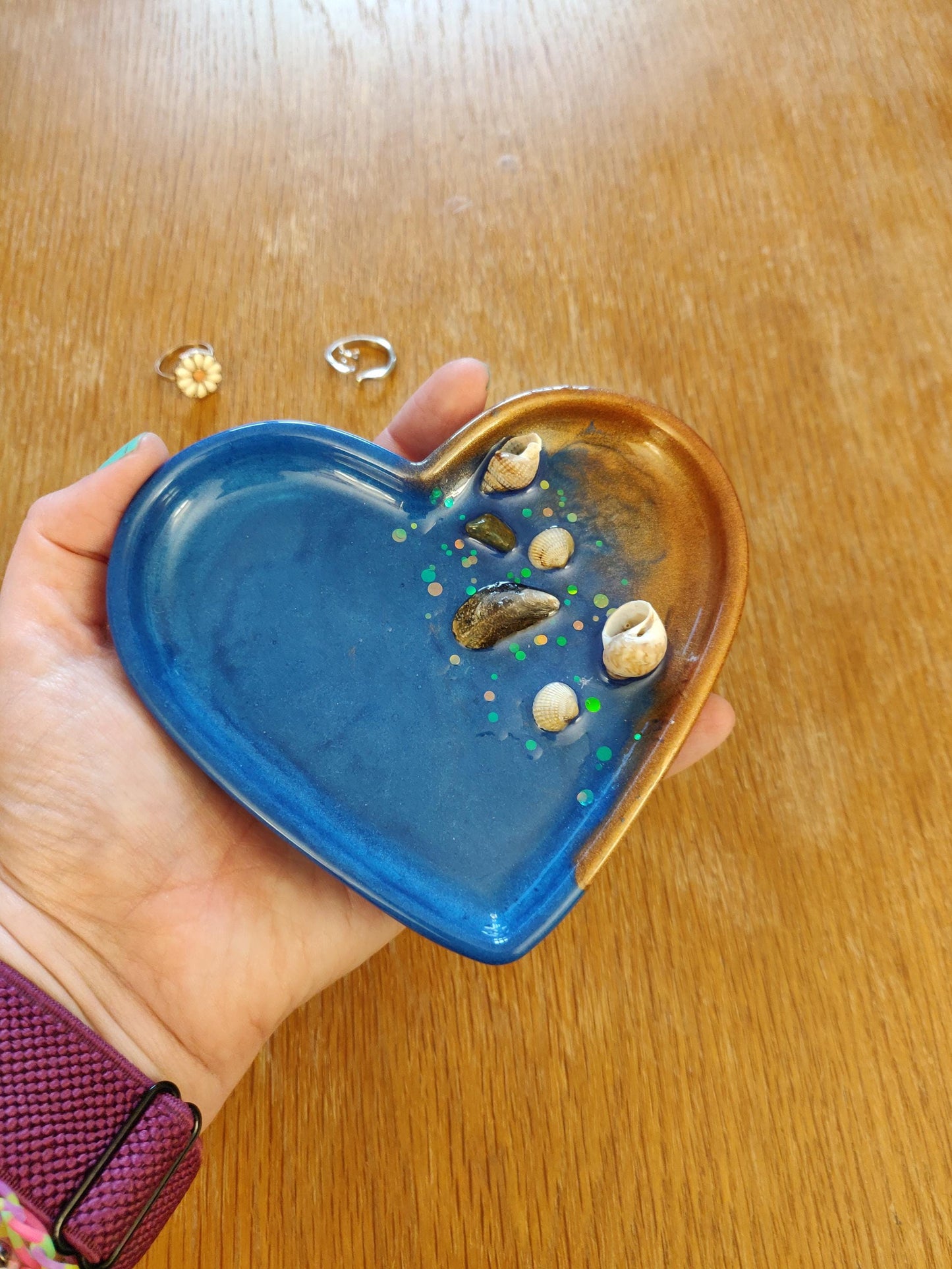 Shell Trinket Dish, Resin Ring Tray, Sea and Shell Resin Jewellery Storage, Bedroom  Beach Decor, Birthday Gift for Mum or Nanna