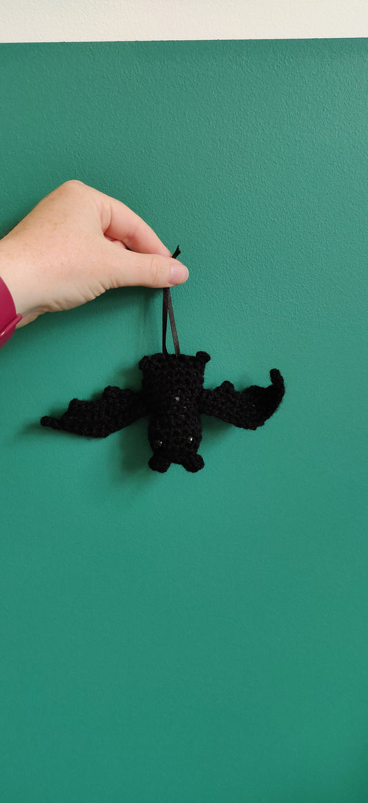 Hanging Bat Decoration, Halloween Bat, Crochet Black Bat, Halloween Tree, Scary Decor, Unique Halloween Decoration, Hanging Bat Ornament