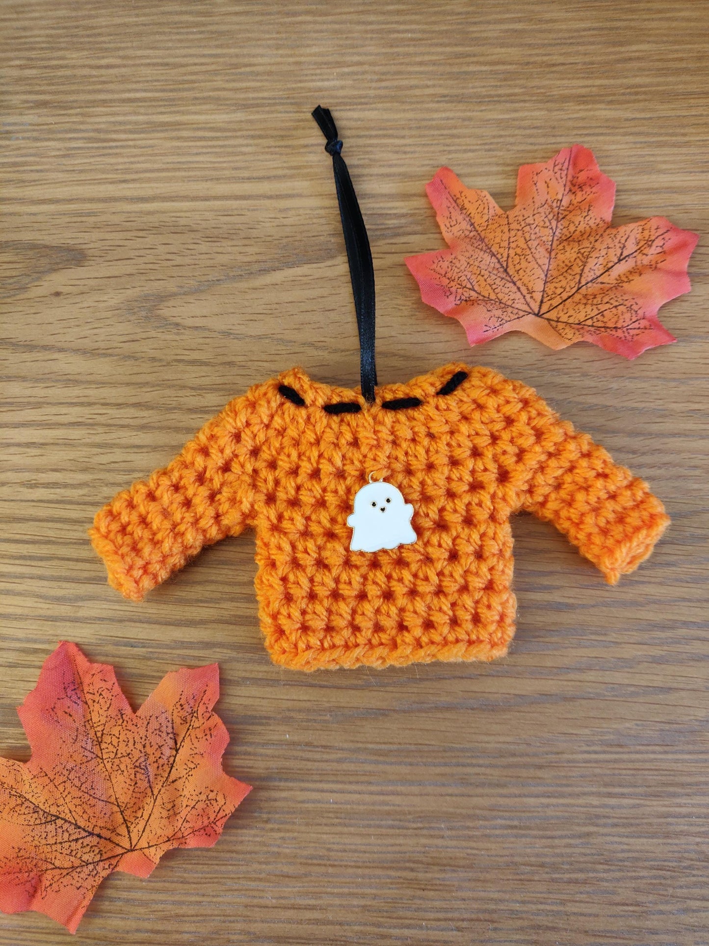 Halloween Jumper Hanging Decoration,  Mini Fall Sweatshirt, Halloween Dec, Orange Halloween Tree Dec, Halloween Fun Gift, Spooky Season