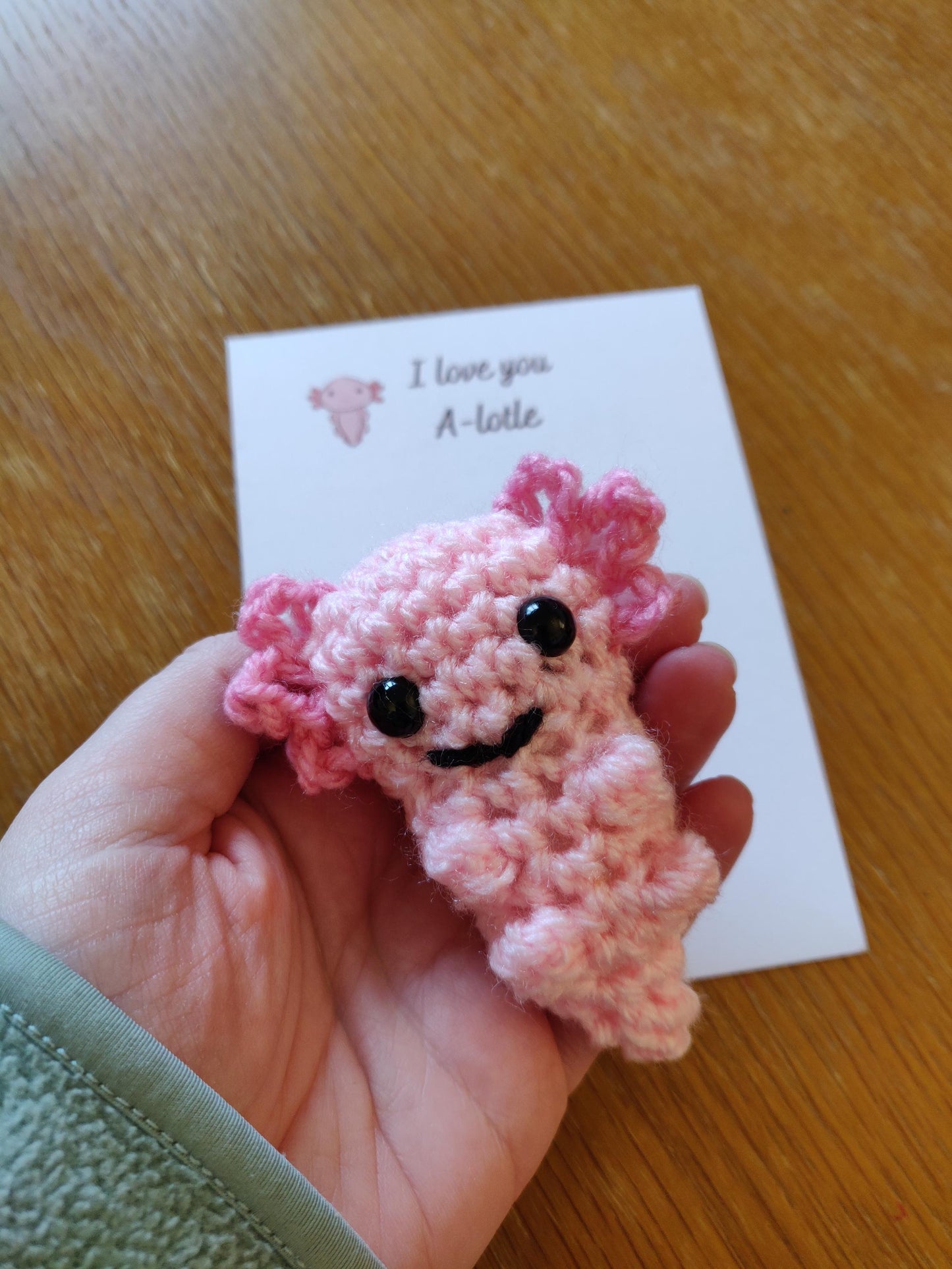 I Love you Alotle, Pocket Hug Token, Positive Gift Card, Crochet Axolotl, Mini Axolotl Gift, Birthday Present, Anniversary Fun Card, Anxiety
