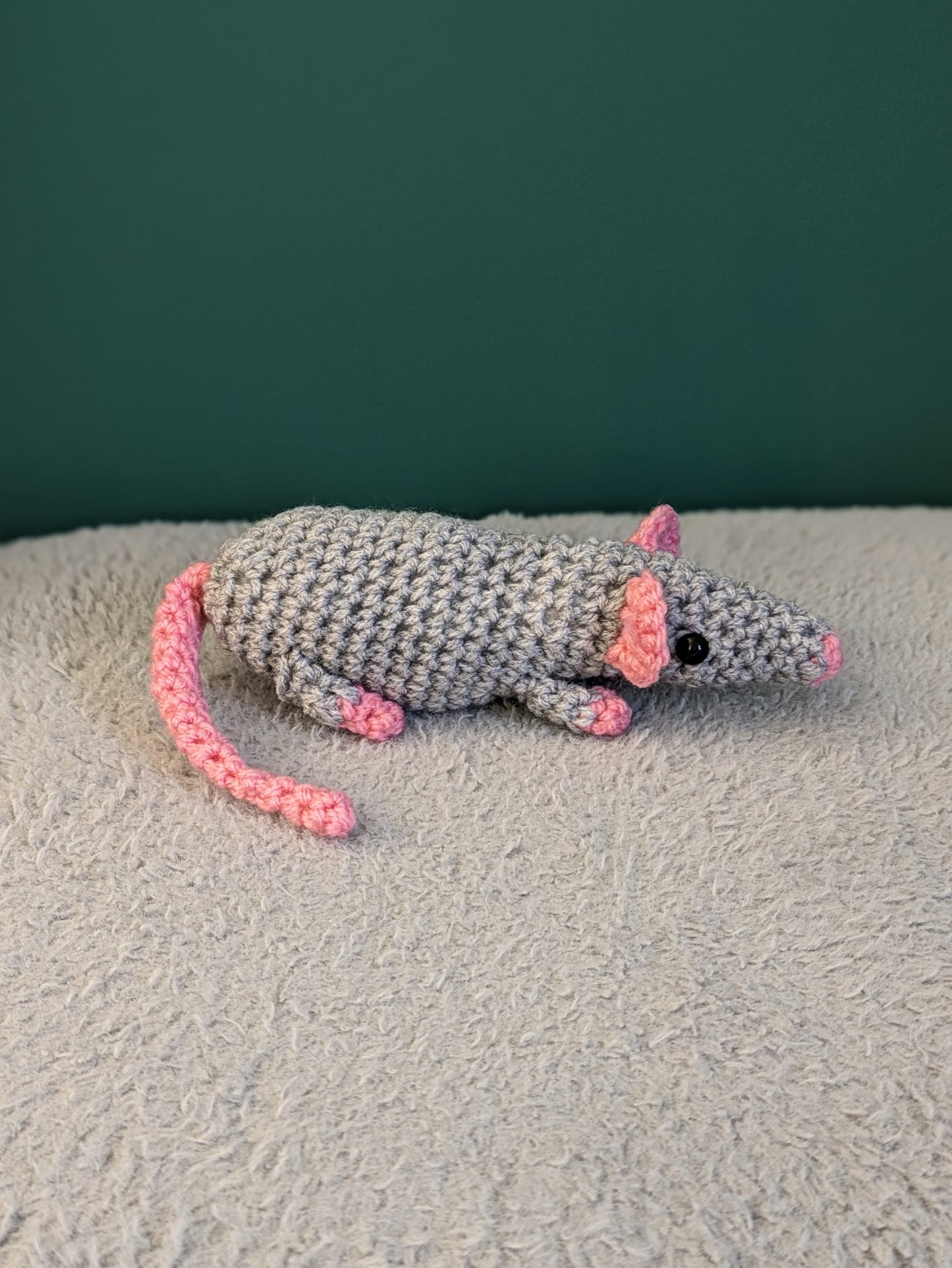 Crochet Pet Rat, Desk Buddy, Rat Lover Gift, Pink Rat Tail, Animal Plush, Personalised Pet Portrait, Memorial Keepsake Pet, Mouse, Rodent