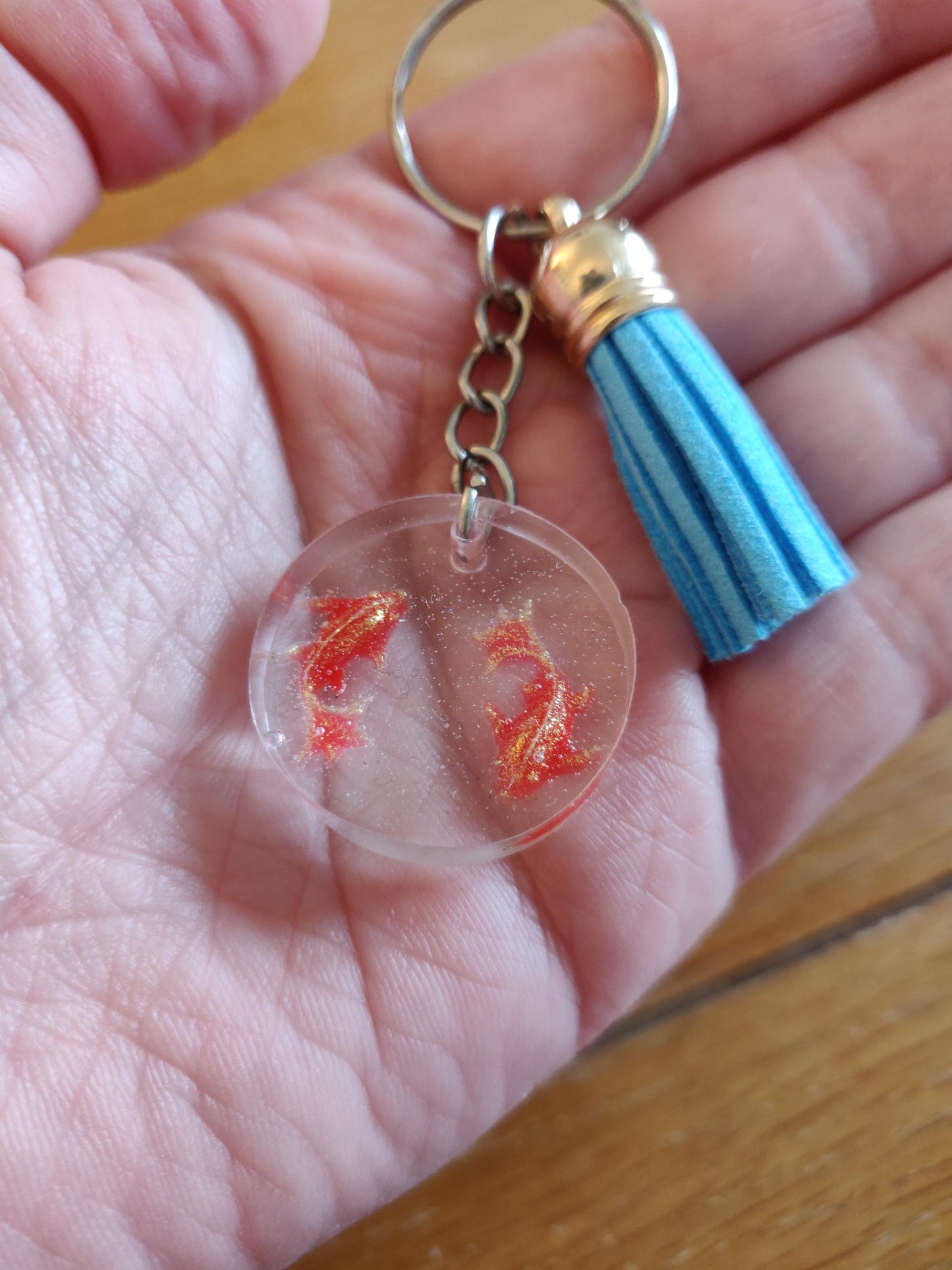 Goldfish Bowl Keychain, Fishing Gift for Men, Koy Carp Lover, Swimming Fish Keyring, Keyring with Tassel, Fun, Unique Bag Charm, Pet Fish