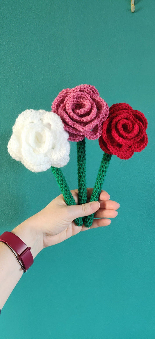 Personalized Crocheted Rose, Birthday Gift for Mum, Forever Flower