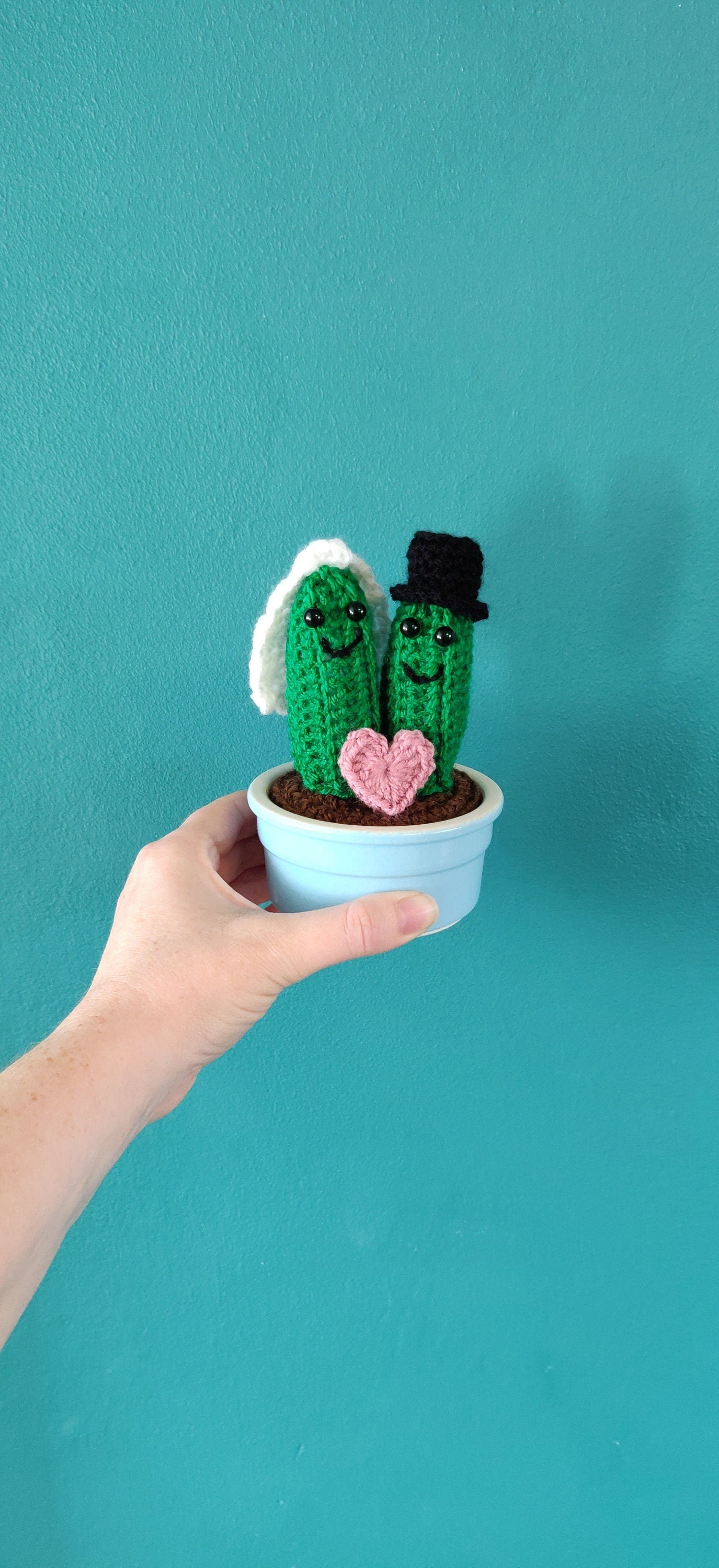 Crochet Cactus Wedding Cake Topper, Bride and Groom Gift