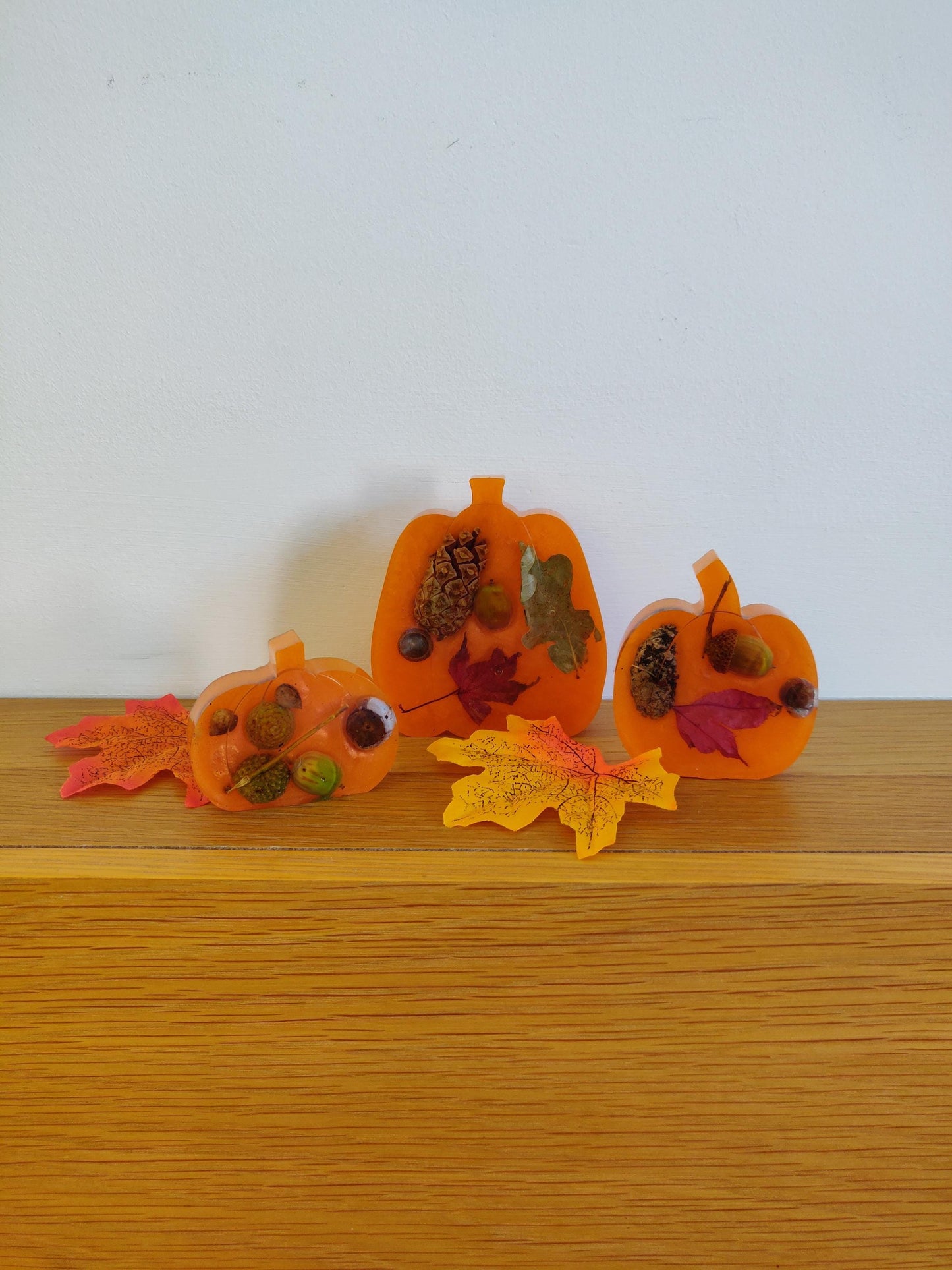 Resin Hedgehog Ornament Set: Autumn Home Decor, Handmade Hoglet Art