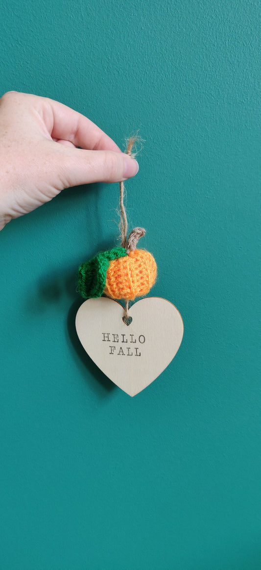 Hello Fall Heart Sign with Crochet Pumpkin, Personalized Decoration