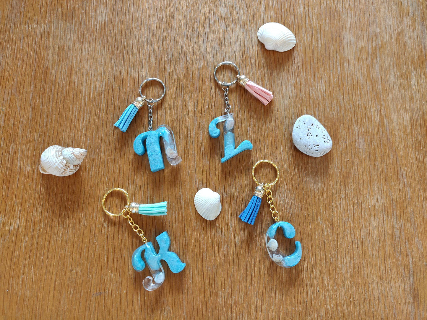 Mama Bear Resin Keyring, Gift for New Mums, Mother's Day Present, Tassel Keychain for Mum, Mom or Mam, Christmas Stocking, Bear Bag Charm