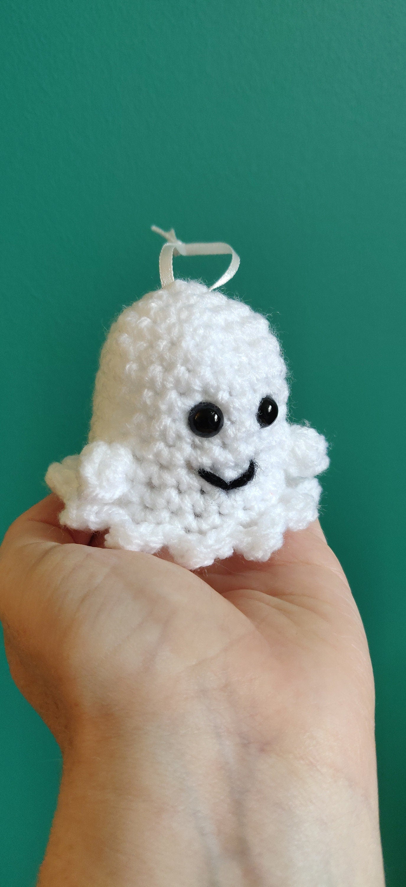 Ghost Hanging Decoration, White Spooky Ghost, Halloween Decor, Halloween Ghost, Mini Ghost Ornament, Light Up Ghost, Glow in the Dark Figure