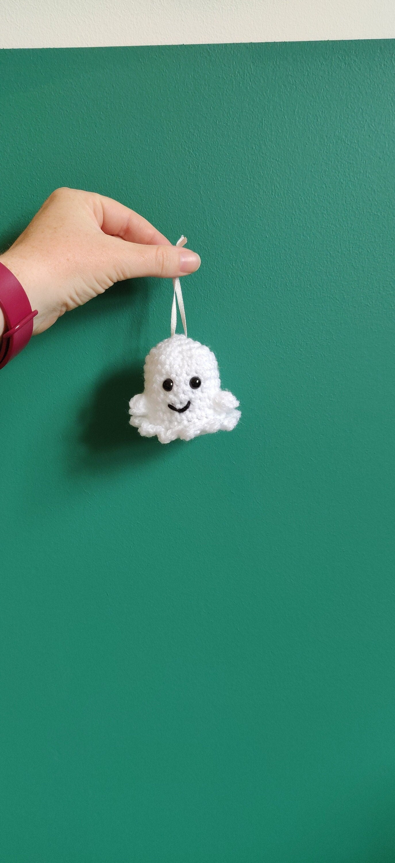Light up Ghost, White Spooky Ghost, Halloween Decor, Halloween Ghost, Mini Ghost Ornament, Halloween Tree Decor, Glow in the Dark Figure