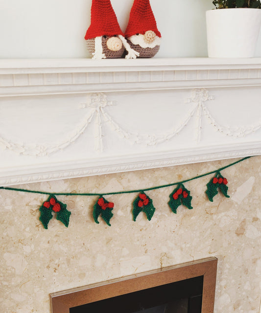 Crochet Christmas Holly Garland: Handmade Holiday Decoration