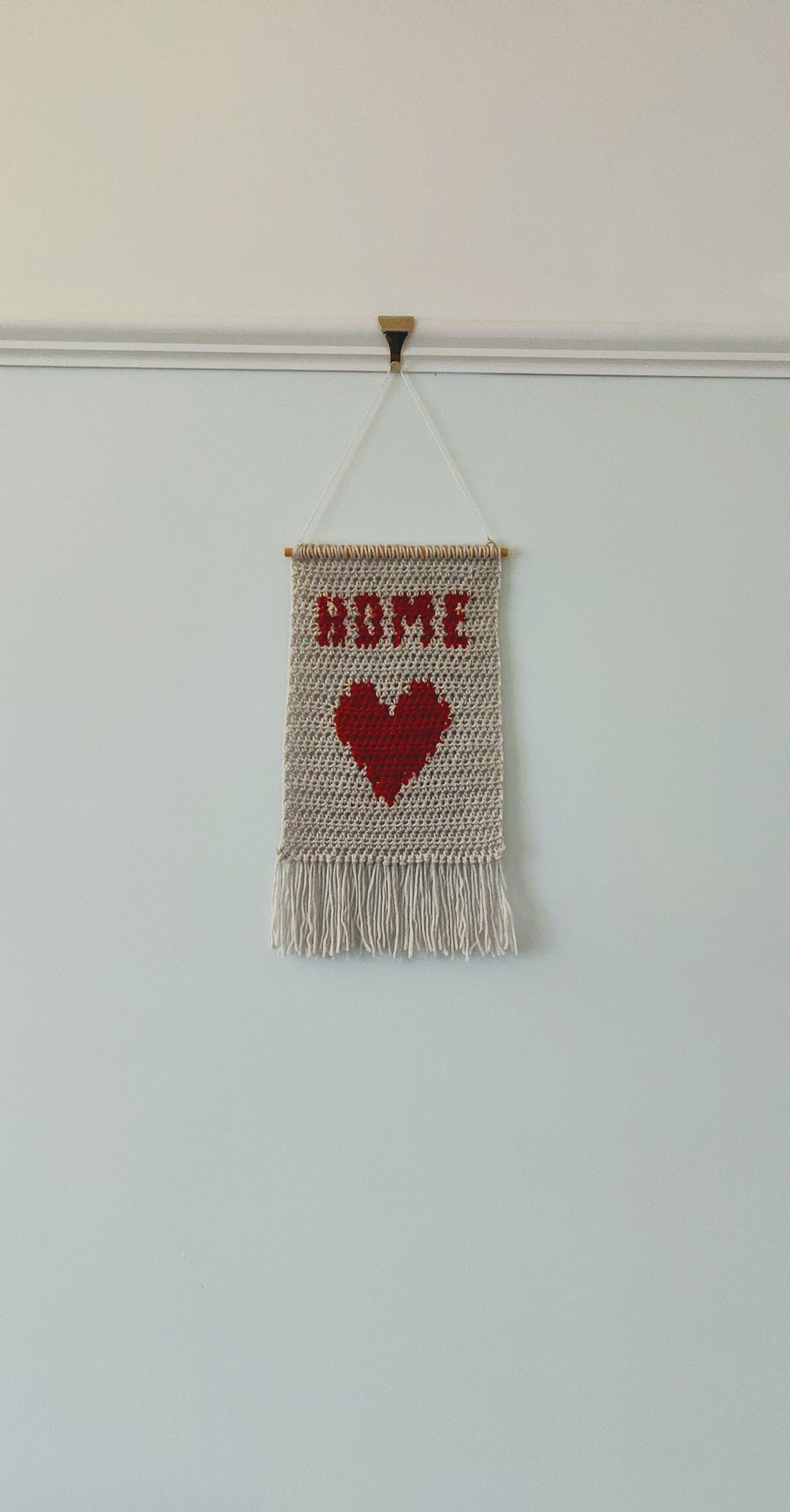 Home Wall Hanging, Crochet Wall Art, Heart Decoration, New Home Gift, Housewarming Gift, Gray Decor, Gray Wall Art, Home Sign