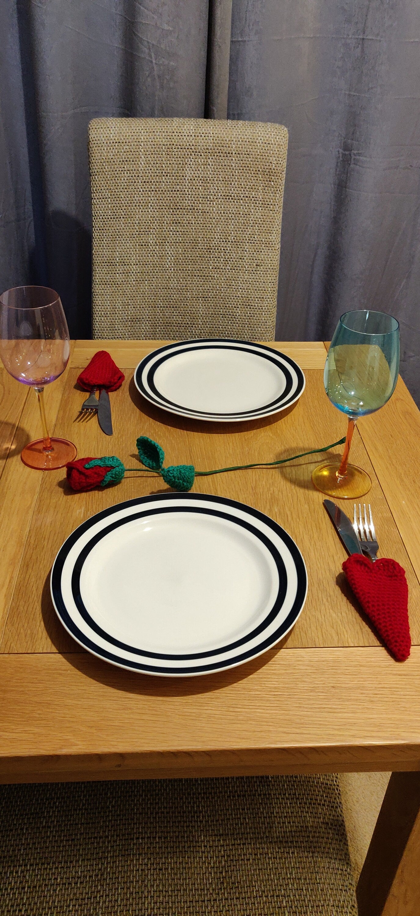 Heart Cutlery Holder Set of Two, Romantic Tableware, Red Heart Cutlery Pouch, Crochet Heart Gift, Dinnerware Sets, Anniversary Gift
