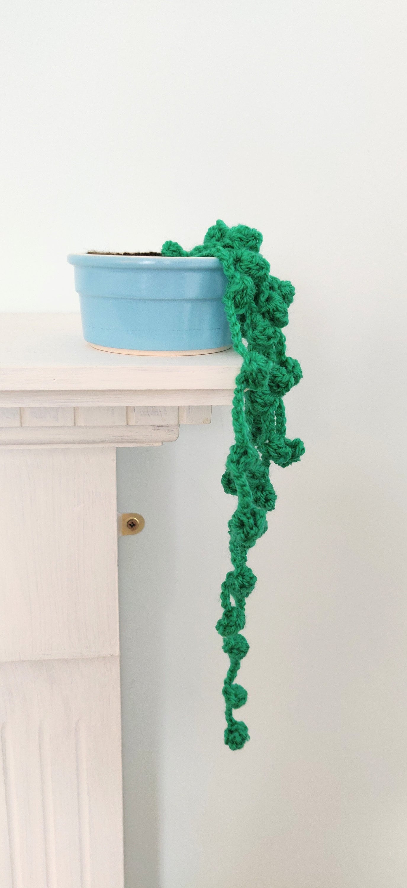 Crochet String of Pearl Plant, Crochet Artificial Plant, Dark Green House Plant, Trailing Houseplant, Plant Gift, Fake Plant in Pot