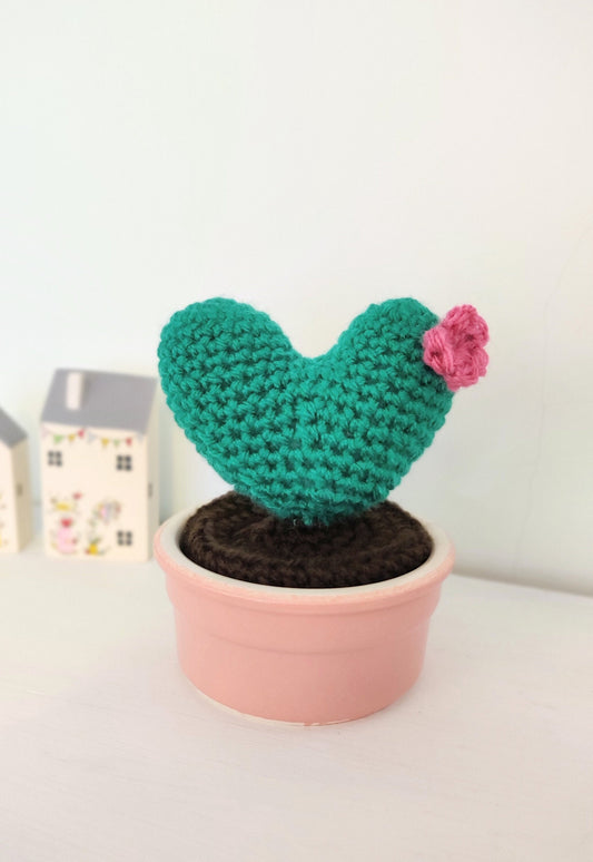 Crochet Heart Cactus in Pink Pot, Gift for Birthday or Anniversary, Unique Valentines Gift for Her, Heart Cactus Gift for Wife, Girlfriend