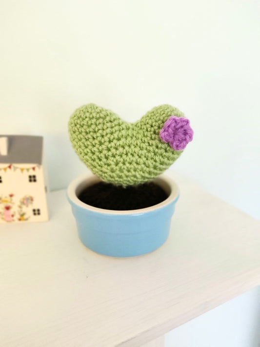 Crochet Heart Cactus in Blue Pot, Artificial House Plant, Artificial Plant, Plant Gift, Fake Plant, Fake Plants in Pot, Artificial Plants