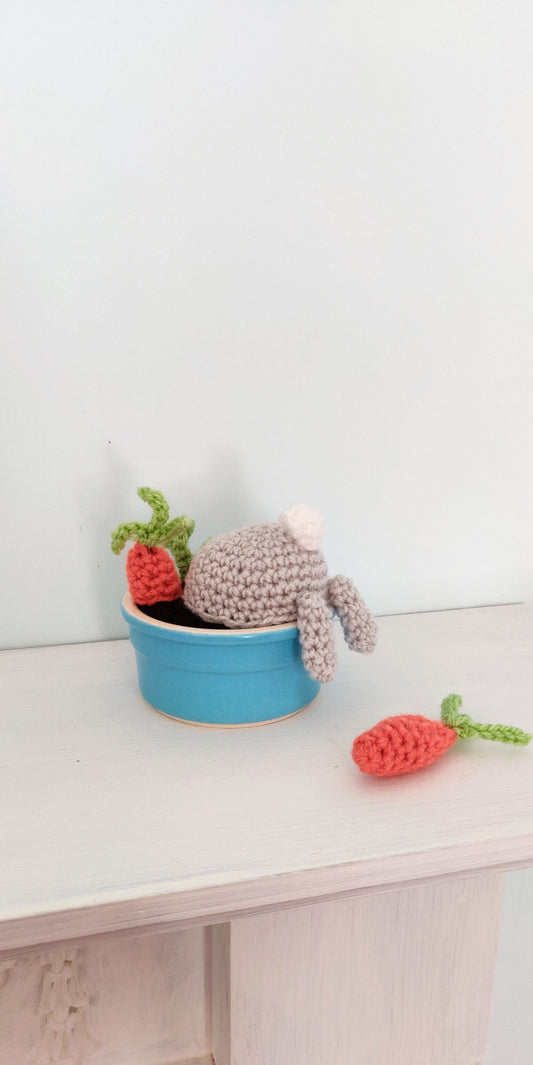 Bunny Bottom in Plant Pot, Spring Decorations, Crochet Bunny, Crochet Rabbit Stuck in Pot, Easter Gift, Spring Plant, Fake Plant in Pot