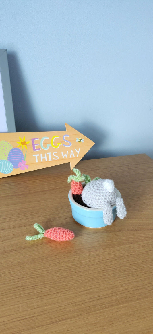 Bunny Bottom in Plant Pot, Spring Decorations, Crochet Bunny, Crochet Rabbit Stuck in Pot, Easter Gift, Spring Plant, Fake Plant in Pot