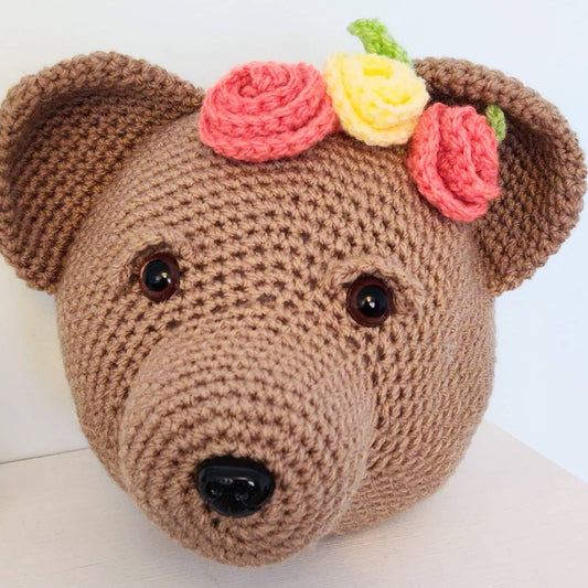Crochet Girl Bear Head with Flower Crown, Bear Faux Taxidermy, Bear Nursery Decoration, Spring Flower Gift, Spring Decoration, New Baby Gift