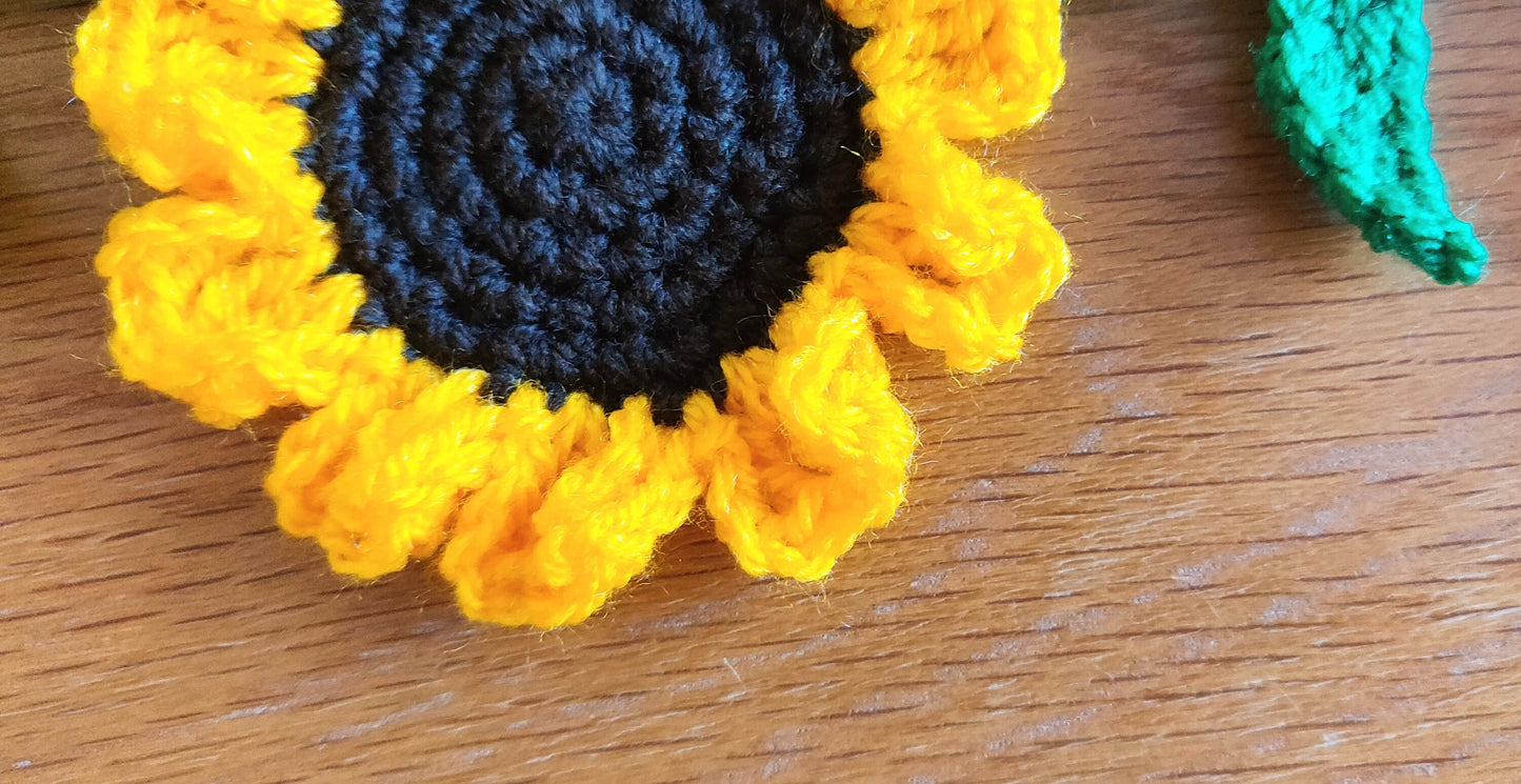 Crochet Sunflower Garland: Yellow Flower Bunting, Summer Decor