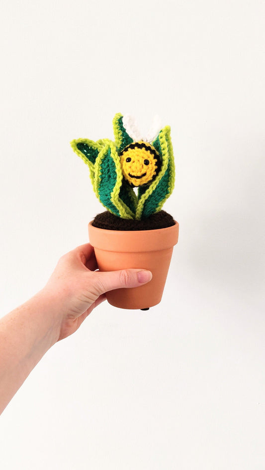 Crochet Plant in a Terracotta Pot, Artificial Plant in Pot, Fake Plant in Pot, Indoor Plant, Artificial Plant, Bumble Bee Gift