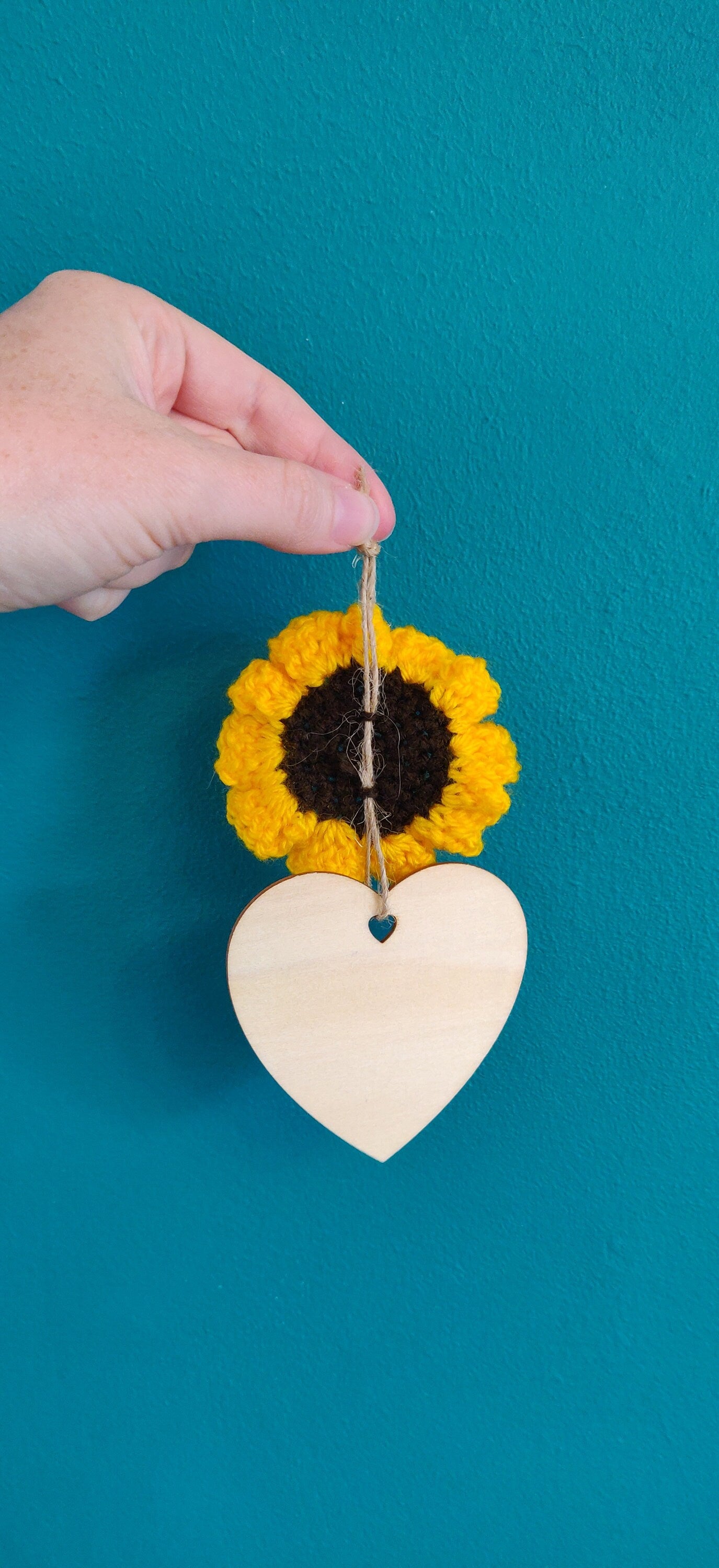 Thank You For Helping Me Grow Teacher Gift, Sunflower Teacher Gift, Teacher Sign, Unique Teacher Gift, Teacher Wall, Teacher Hanging Heart
