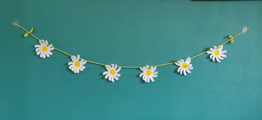 Crochet Daisy Garland, Daisy Chain Bunting, Flower Garland, Artificial Daisy Gifts, Daisy Home Decor, Artificial Flowers, Garland Nursery