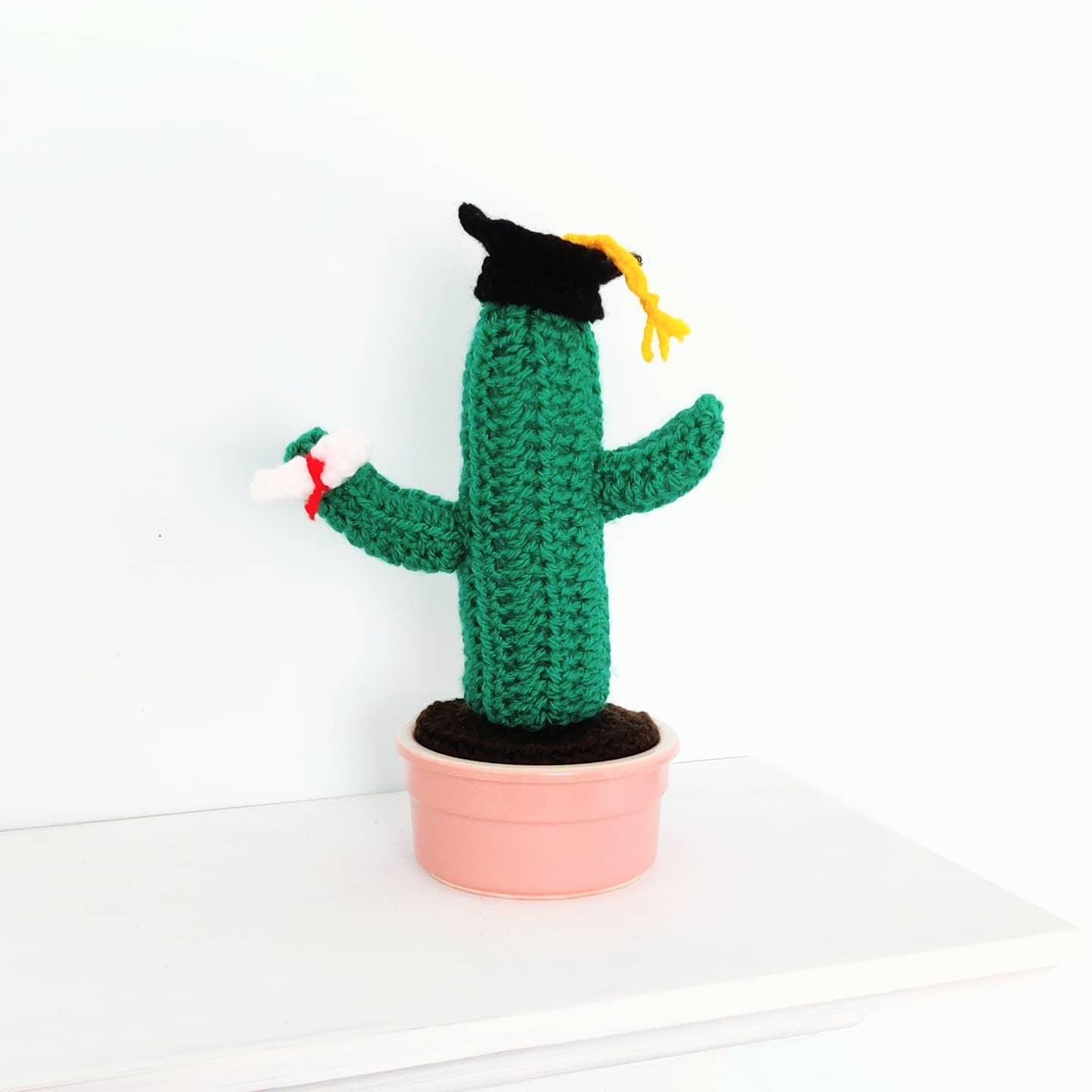 Crochet Graduation Cap Bottle Topper, Mortarboard Gift